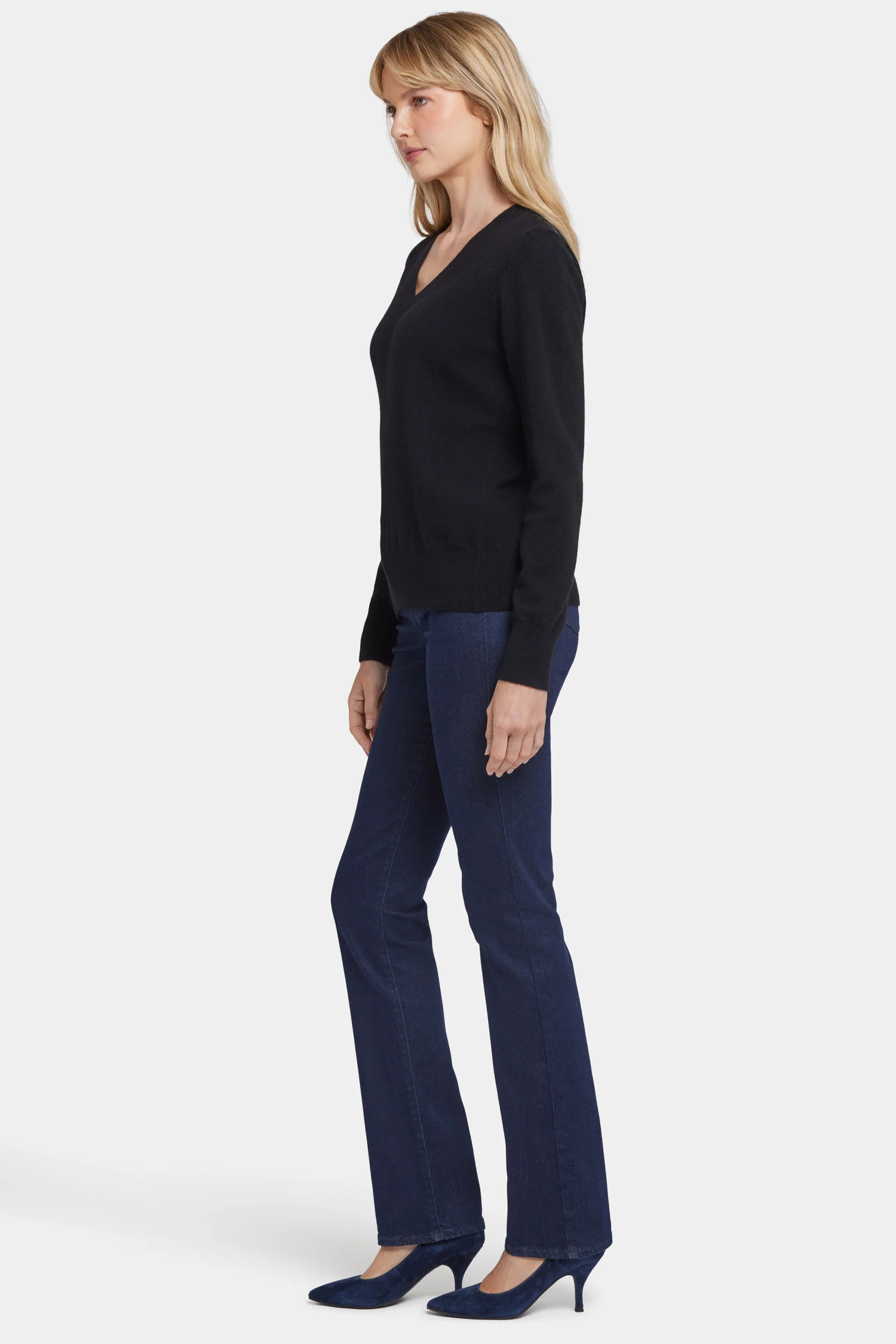 5818-cashmere-classic-v-neck-sweater-black-1.webp
