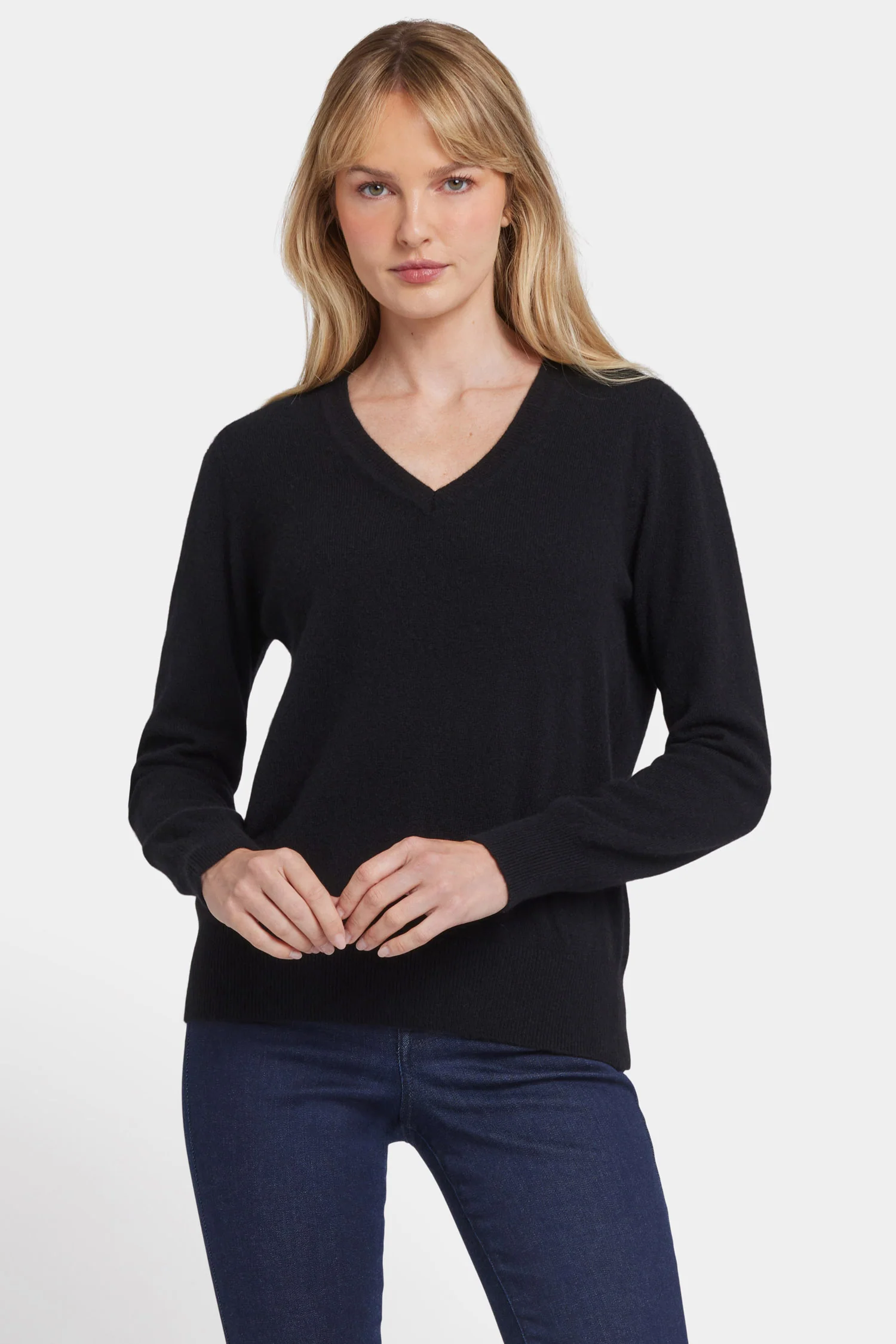 5818-cashmere-classic-v-neck-sweater-black-1.webp