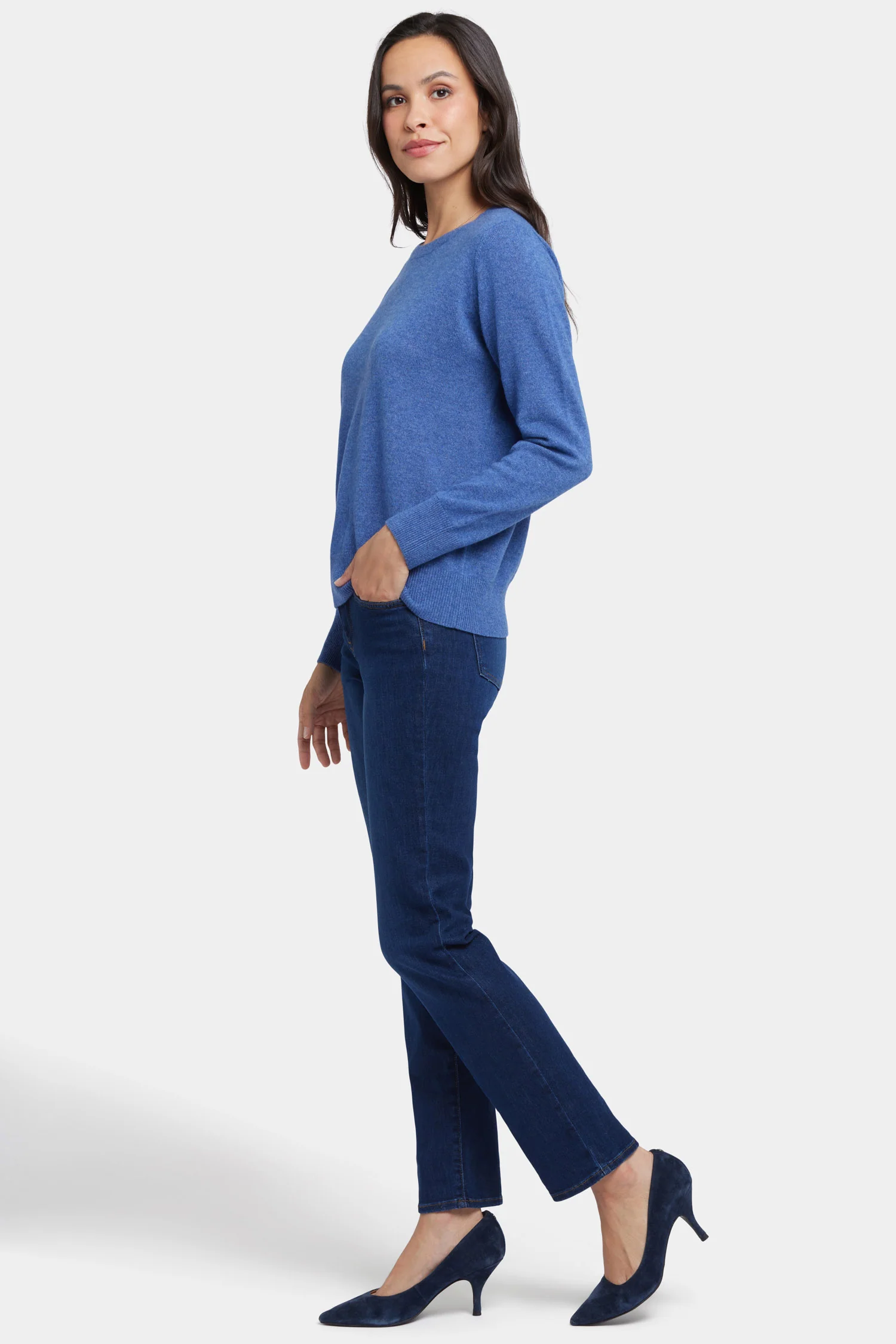 5825-cashmere-essential-crewneck-sweater-heather-blue-1.webp