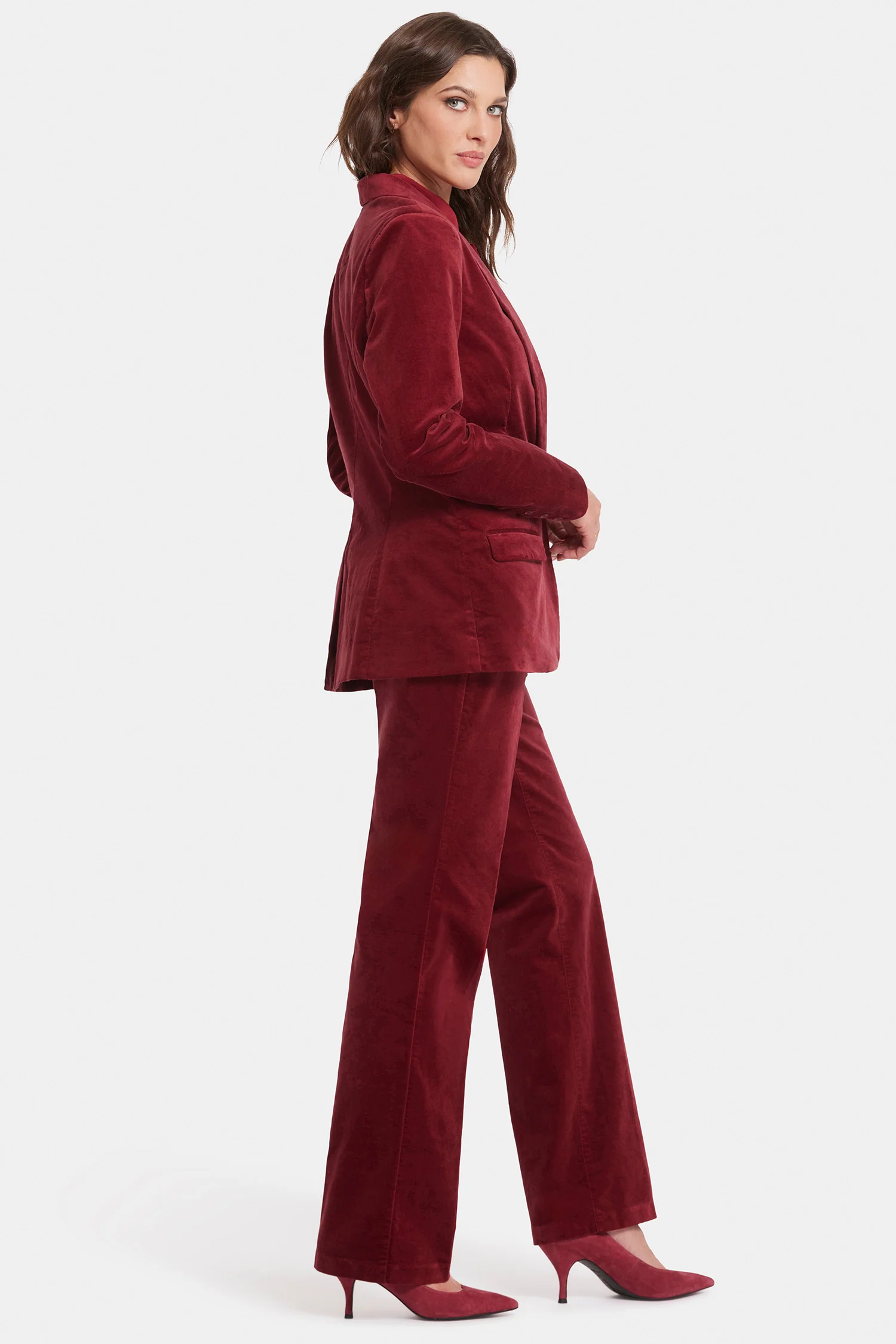 5899-tuxedo-jacket-wild-currant-1.webp