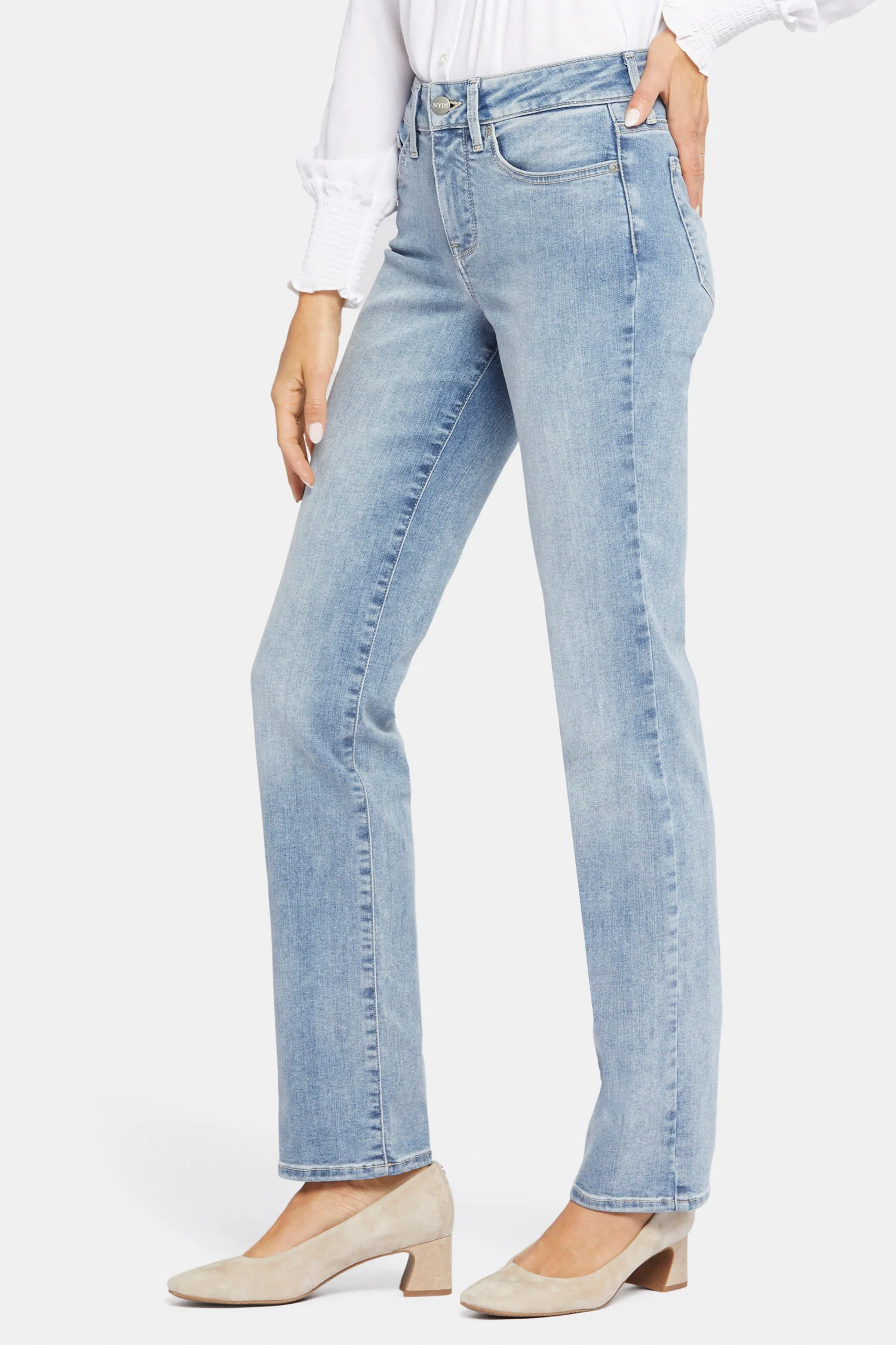 604-marilyn-straight-jeans-in-petite-haley-1.webp