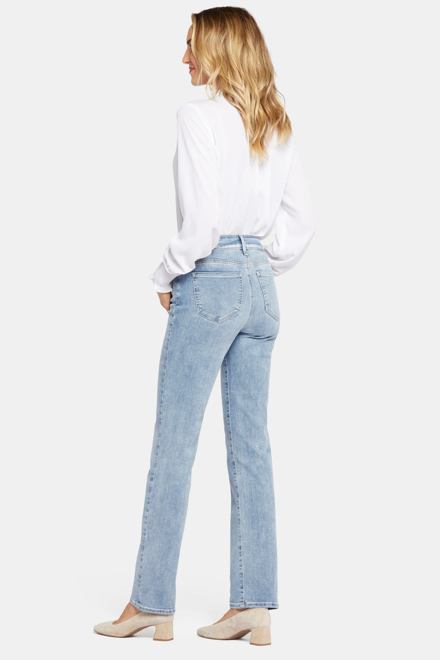 604-marilyn-straight-jeans-in-petite-haley-1.webp