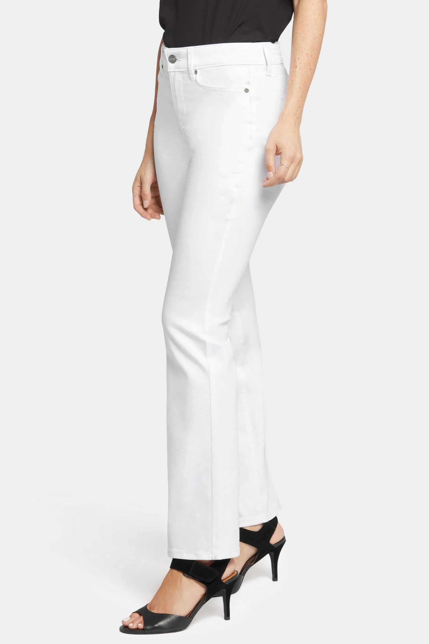 61-ellison-straight-jeans-optic-white-1.webp