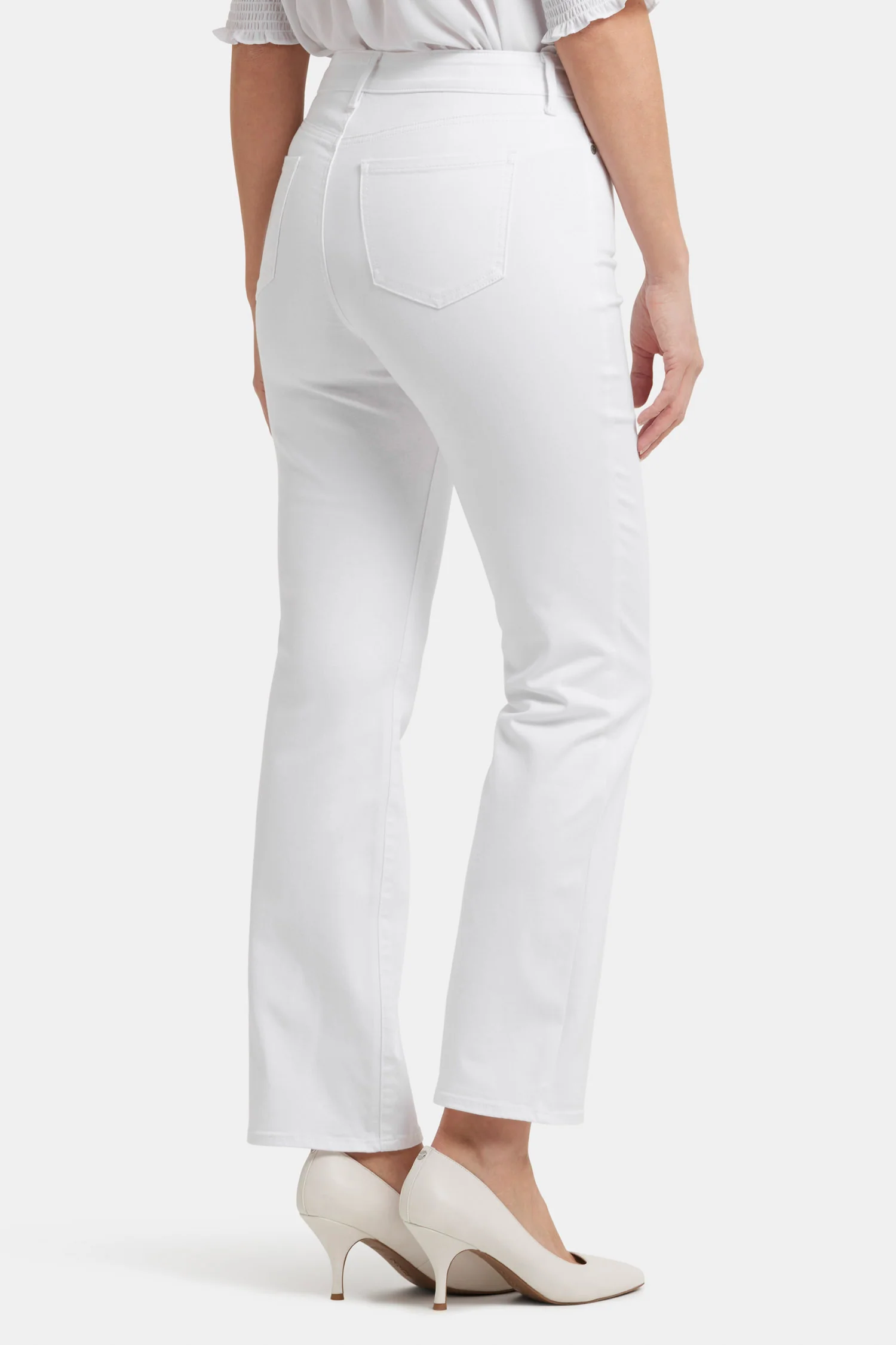 61-ellison-straight-jeans-optic-white-1.webp
