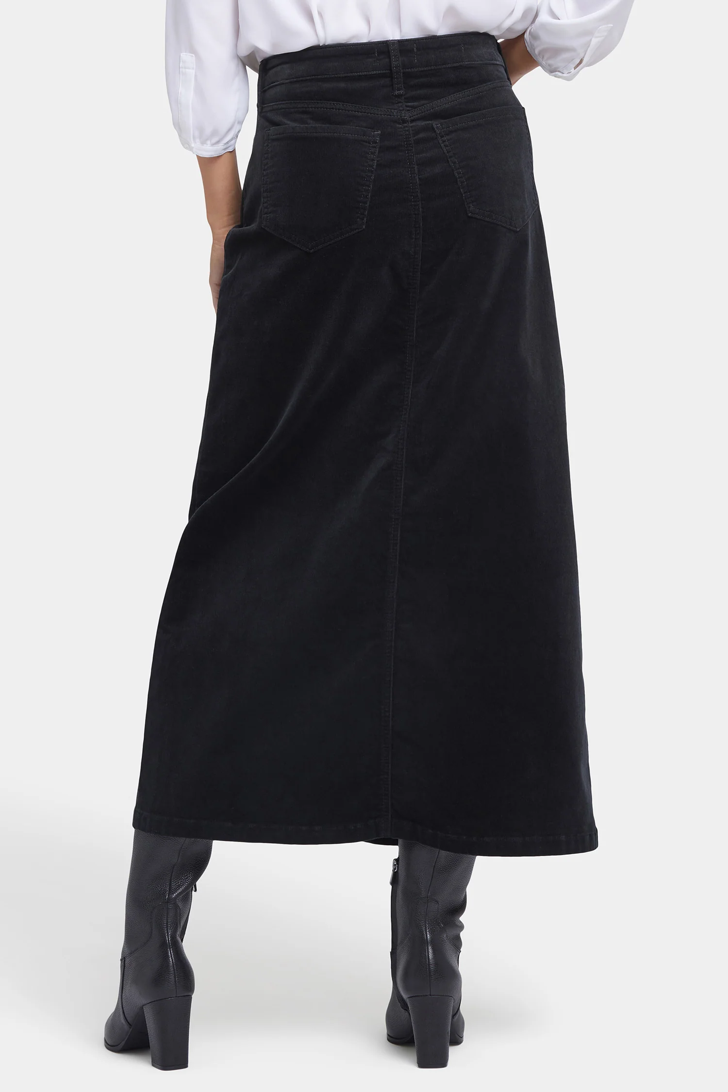 6131-high-rise-long-skirt-black-1.webp
