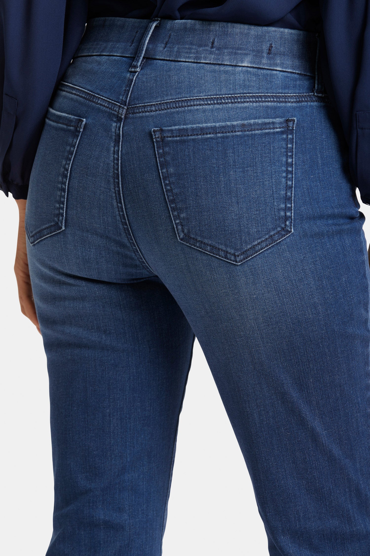 6190-waist-match-marilyn-straight-jeans-moonlight-1.webp