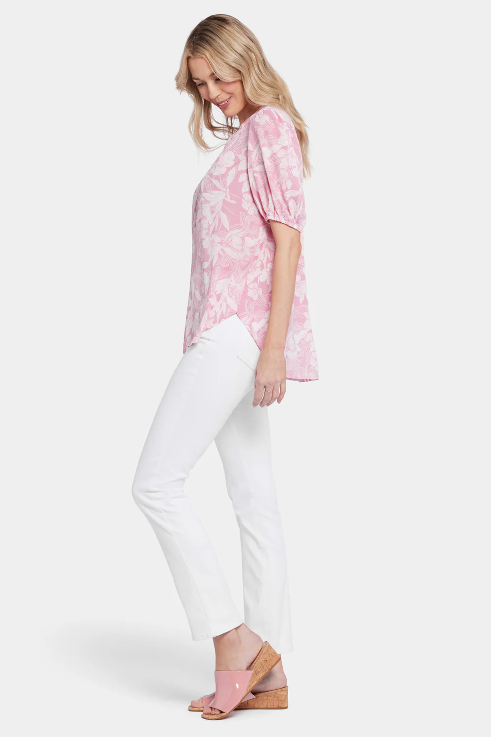 6455-short-puff-sleeve-popover-top-larissa-1.webp