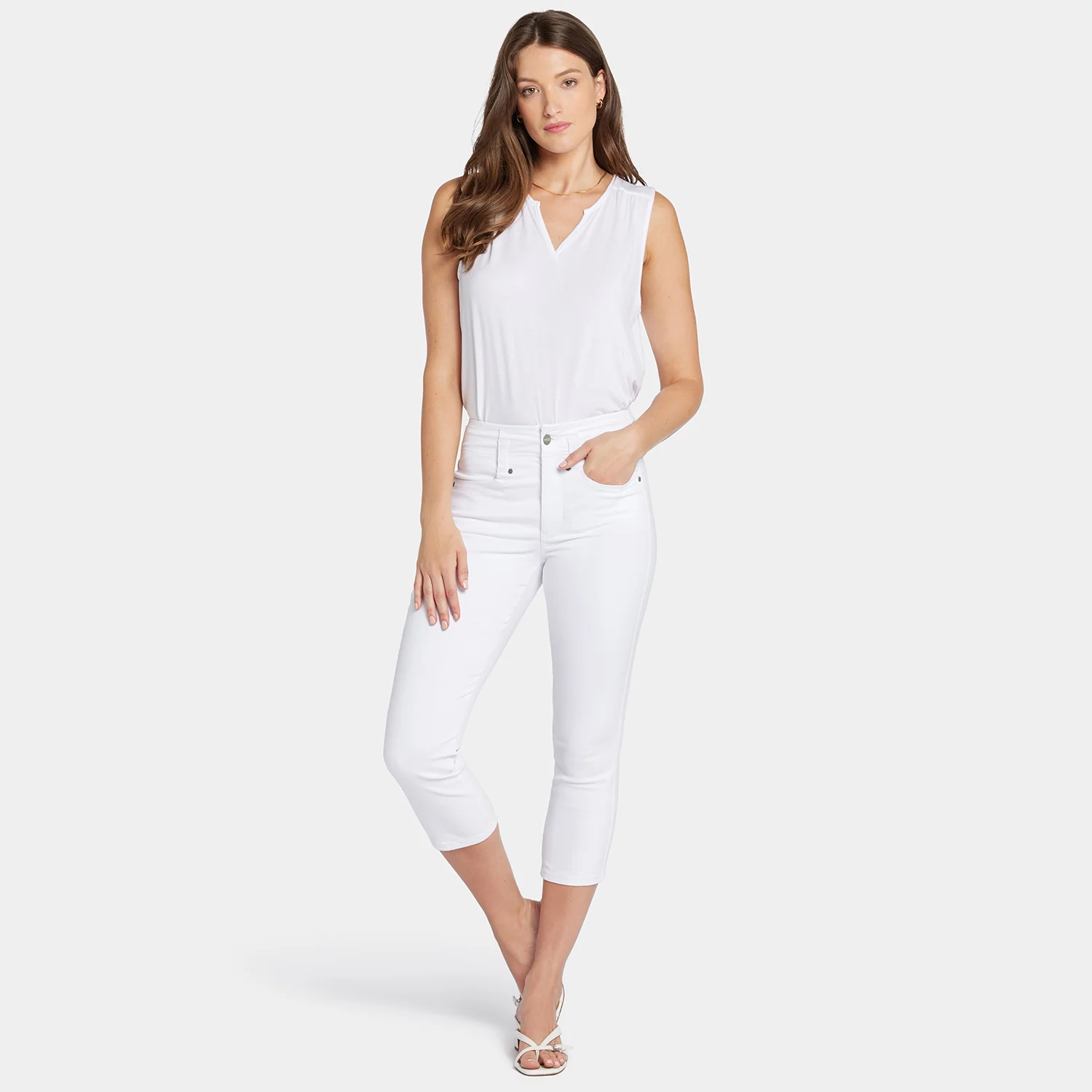 6632-ami-skinny-capri-jeans-optic-white-1.webp