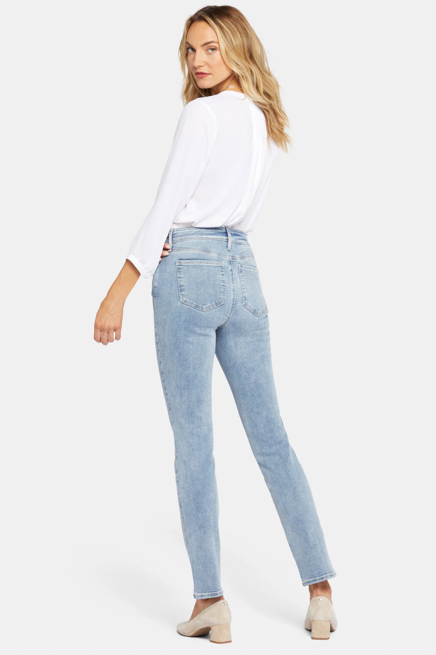 664-sheri-slim-jeans-in-petite-haley-1.webp