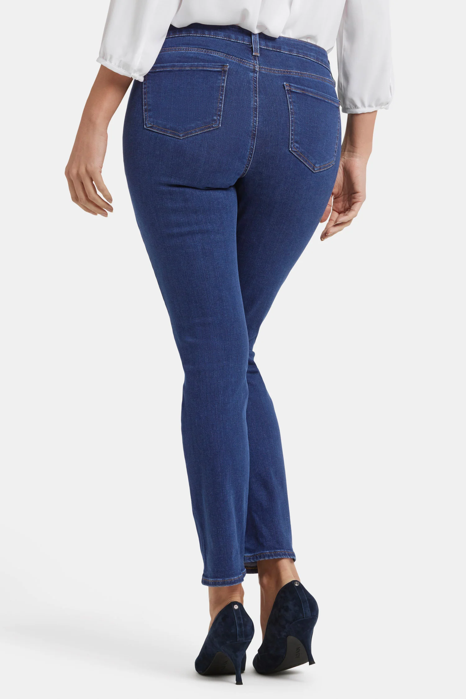 688-sheri-slim-jeans-quinn-1.webp