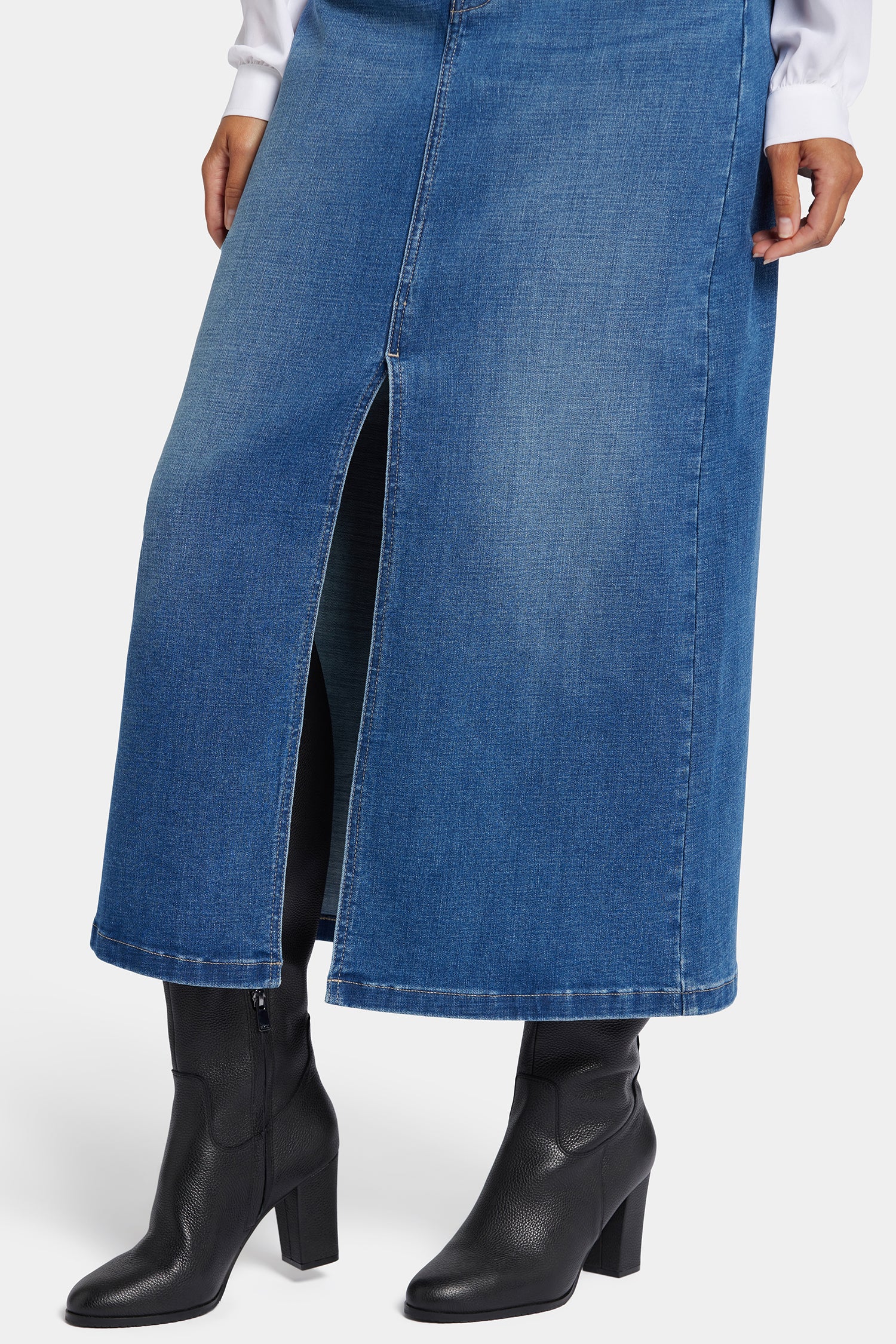 6924-high-rise-long-skirt-fairmont-1.webp