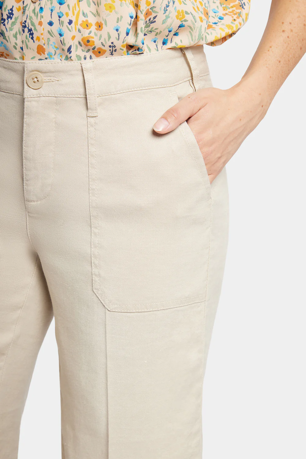7060-wide-leg-cargo-capri-pants-feather-1.webp