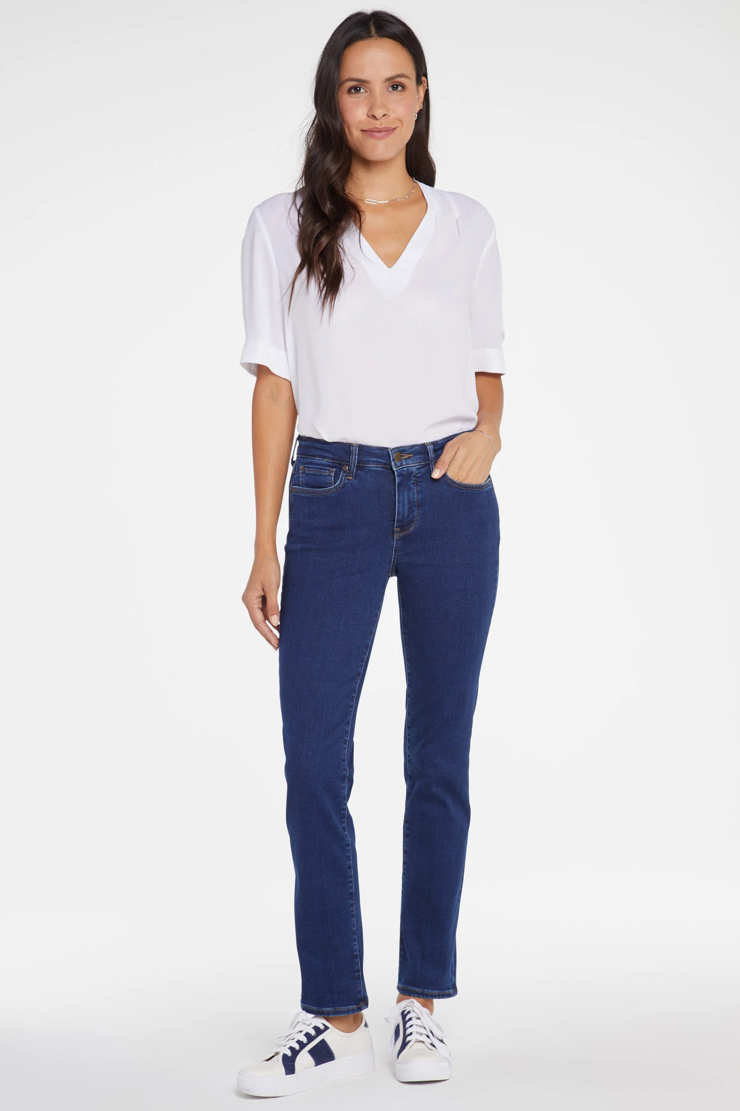 724-sheri-slim-jeans-in-petite-quinn-1.webp