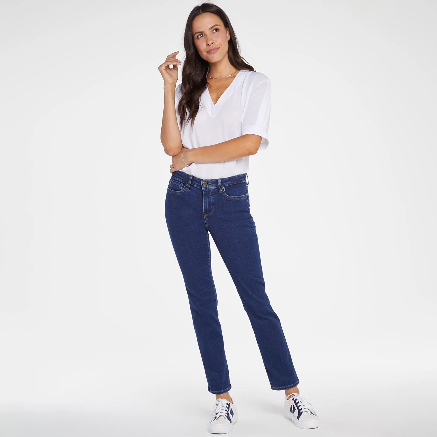 724-sheri-slim-jeans-in-petite-quinn-1.webp