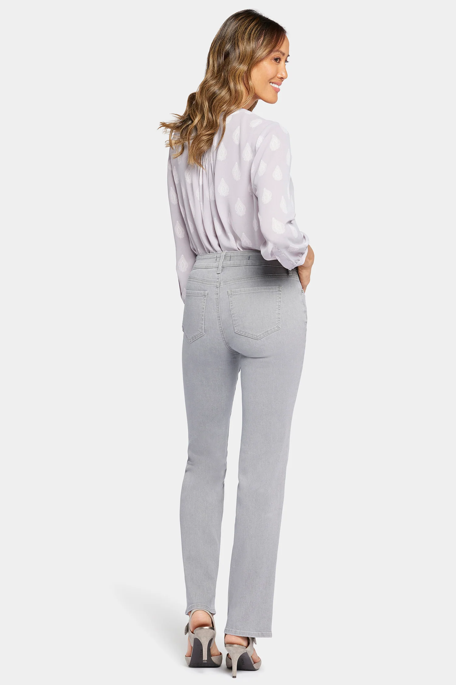 7261-marilyn-straight-jeans-charisma-1.webp