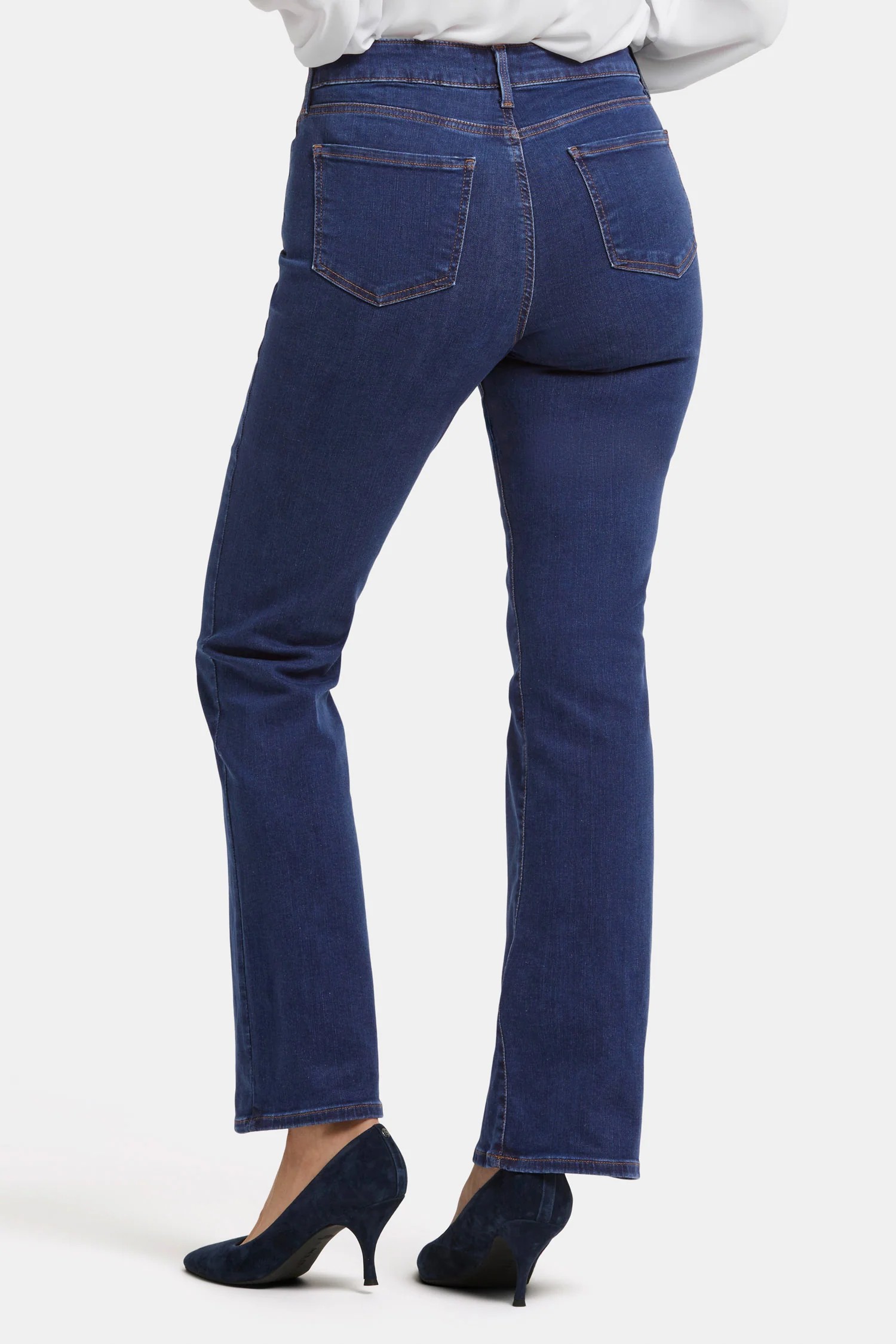 73-blake-slim-flared-jeans-quinn-1.webp