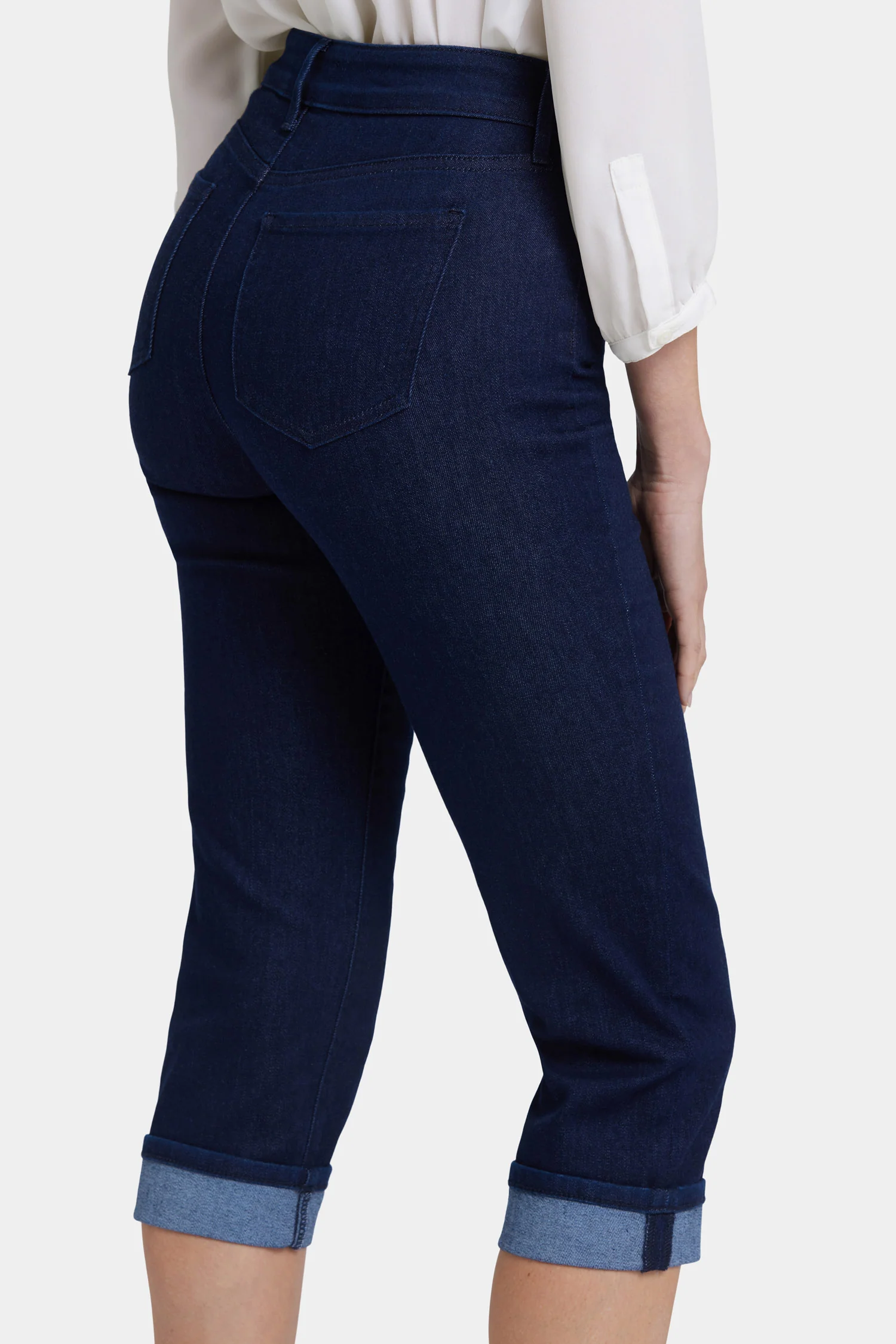 7439-marilyn-straight-crop-jeans-rinse-1.webp