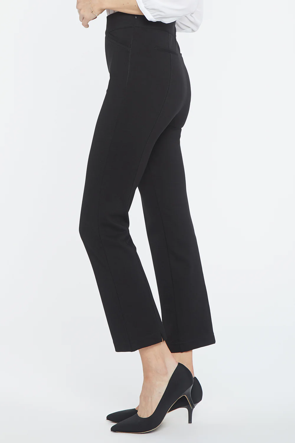7498-pull-on-straight-crop-pants-black-1.webp