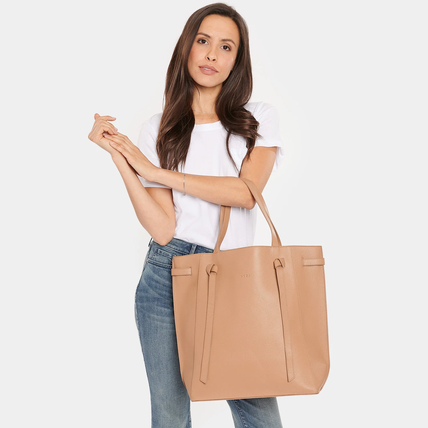 7607-large-leather-tote-bag-medium-brown-1.webp