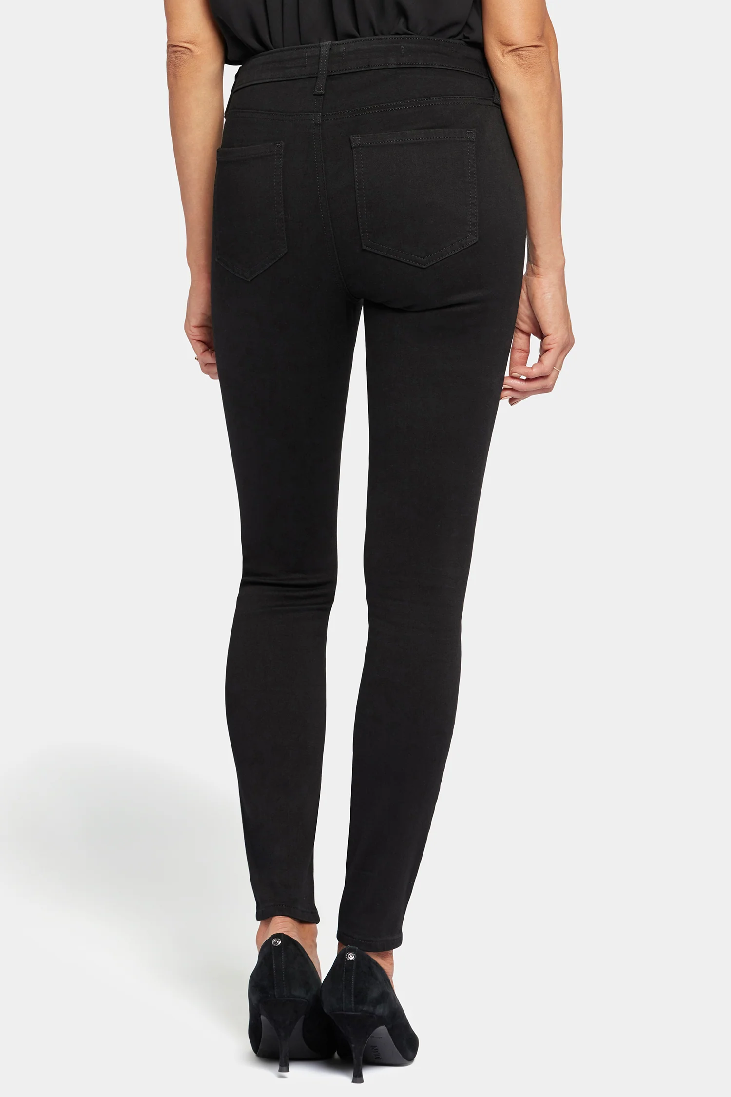 7694-ami-skinny-jeans-black-1.webp