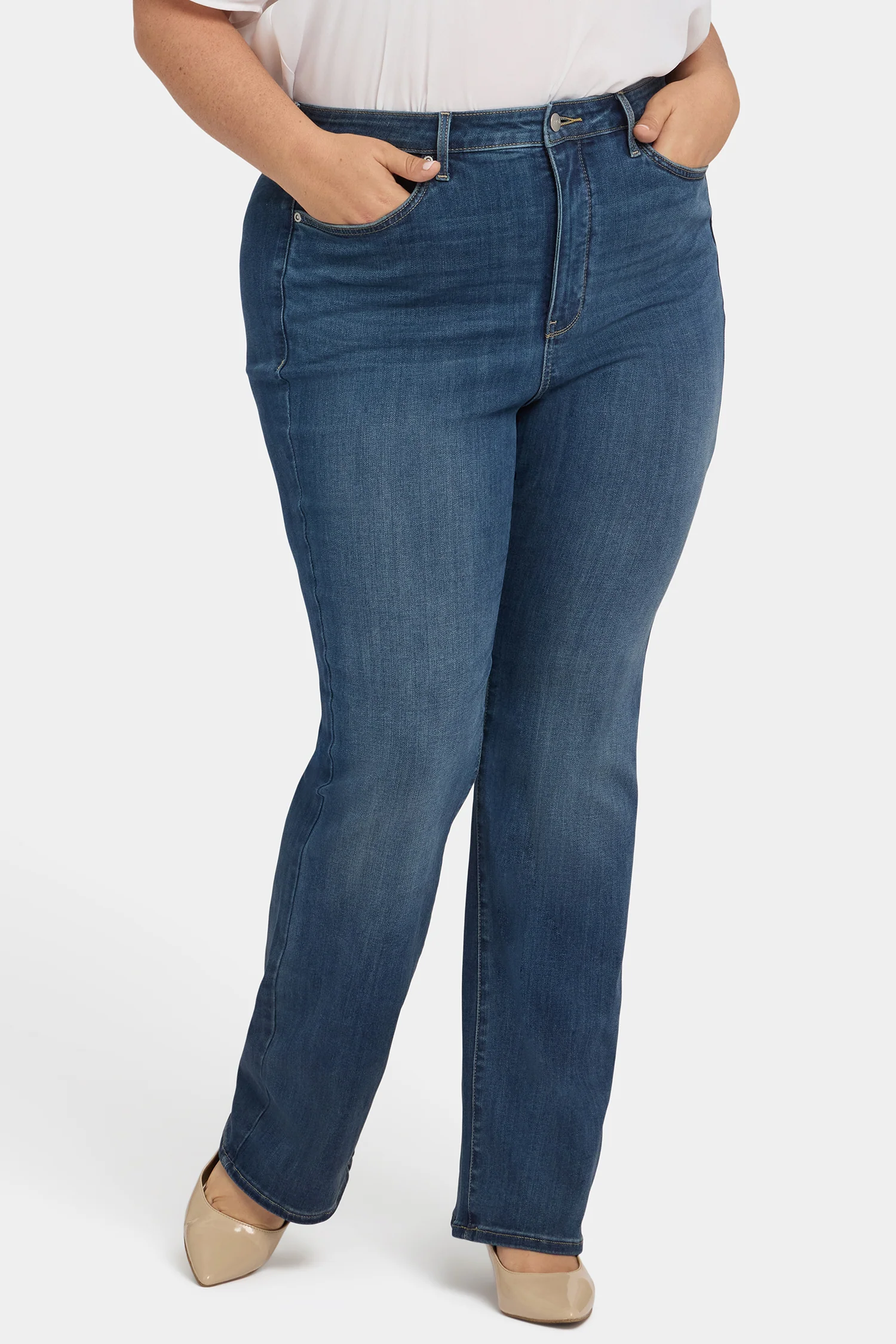 7887-barbara-bootcut-jeans-in-plus-size-serendipity-1.webp