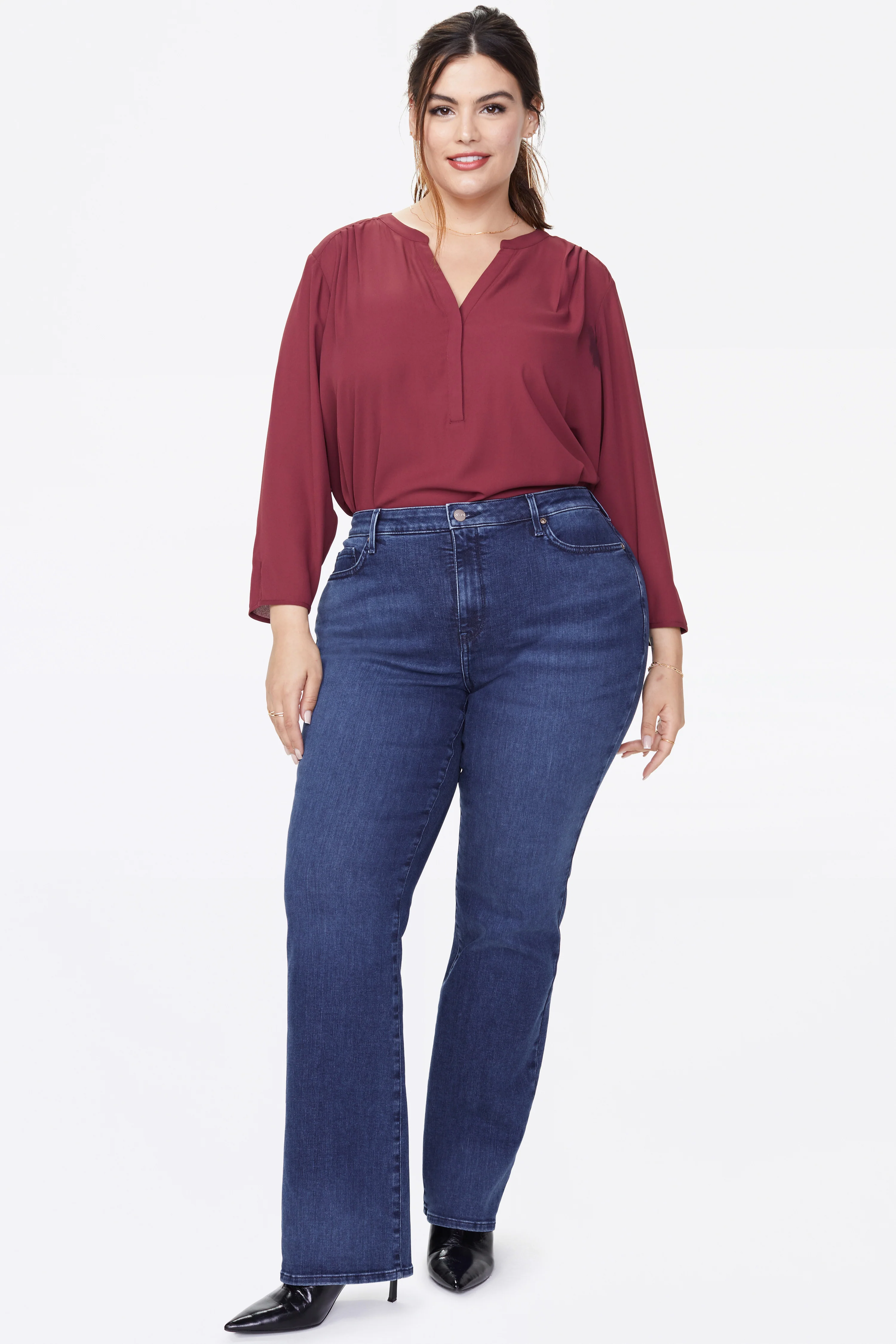 7941-barbara-bootcut-jeans-in-plus-size-habana-1.webp