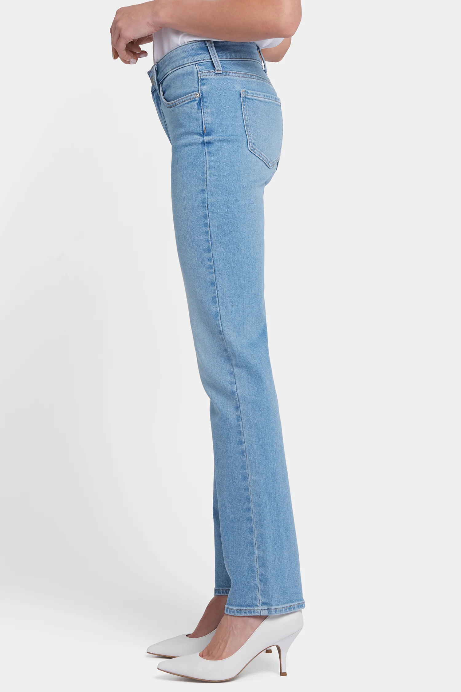 8004-marilyn-straight-jeans-in-petite-salamanca-sun-1.webp