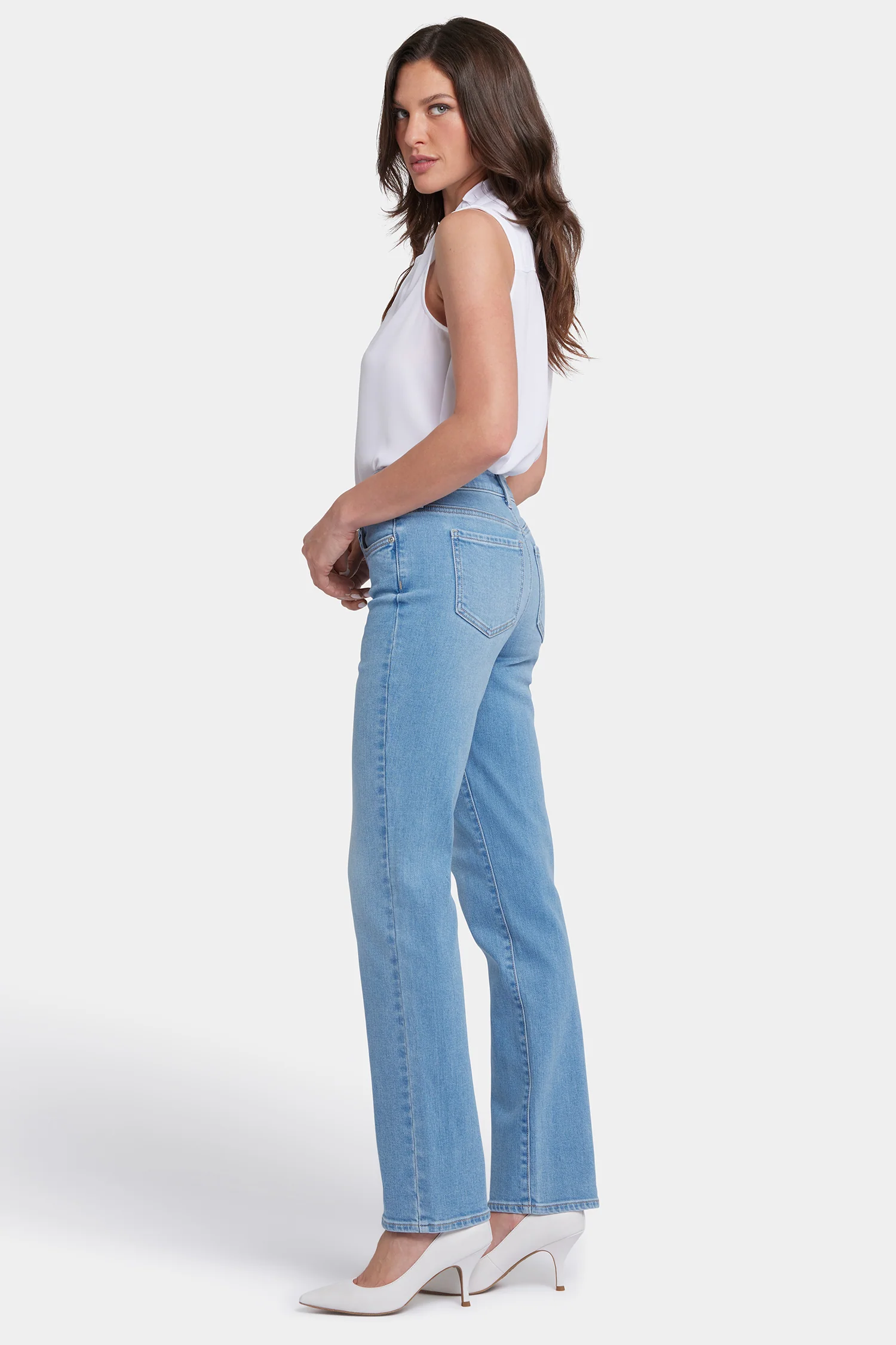 8004-marilyn-straight-jeans-in-petite-salamanca-sun-1.webp