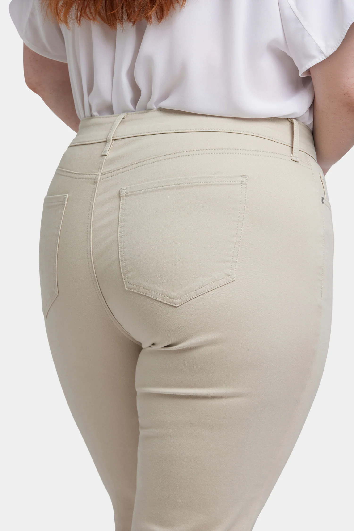 8040-marilyn-straight-ankle-jeans-in-plus-size-feather-1.webp