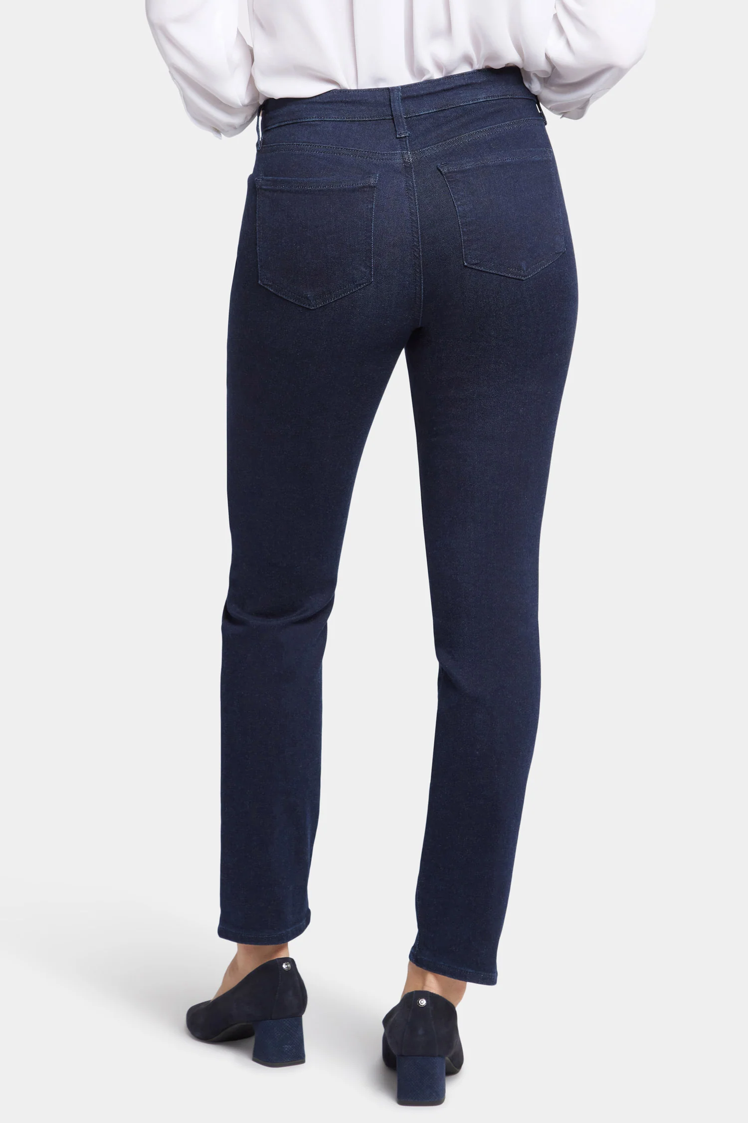 805-sheri-slim-jeans-in-petite-rinse-1.webp