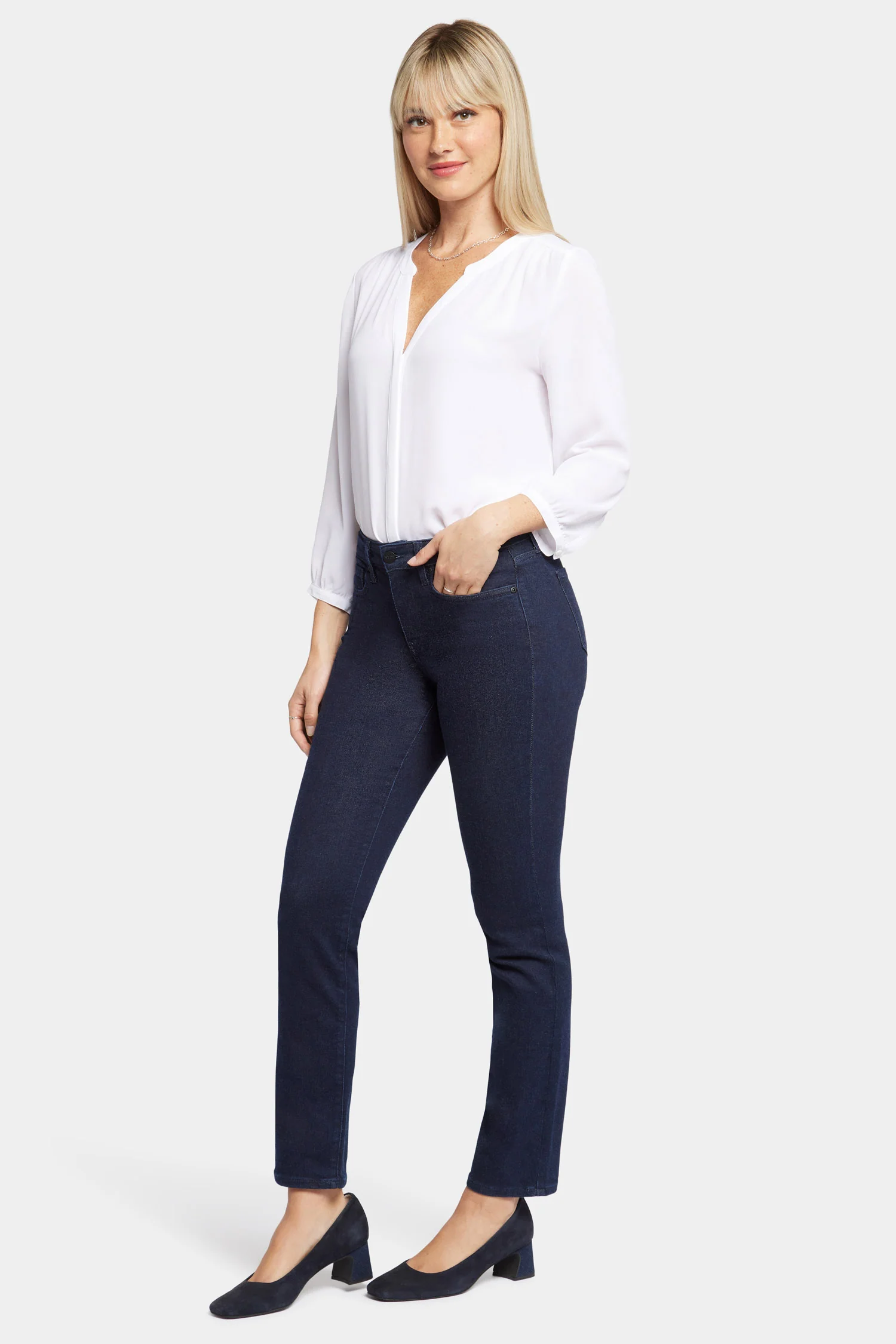 805-sheri-slim-jeans-in-petite-rinse-1.webp