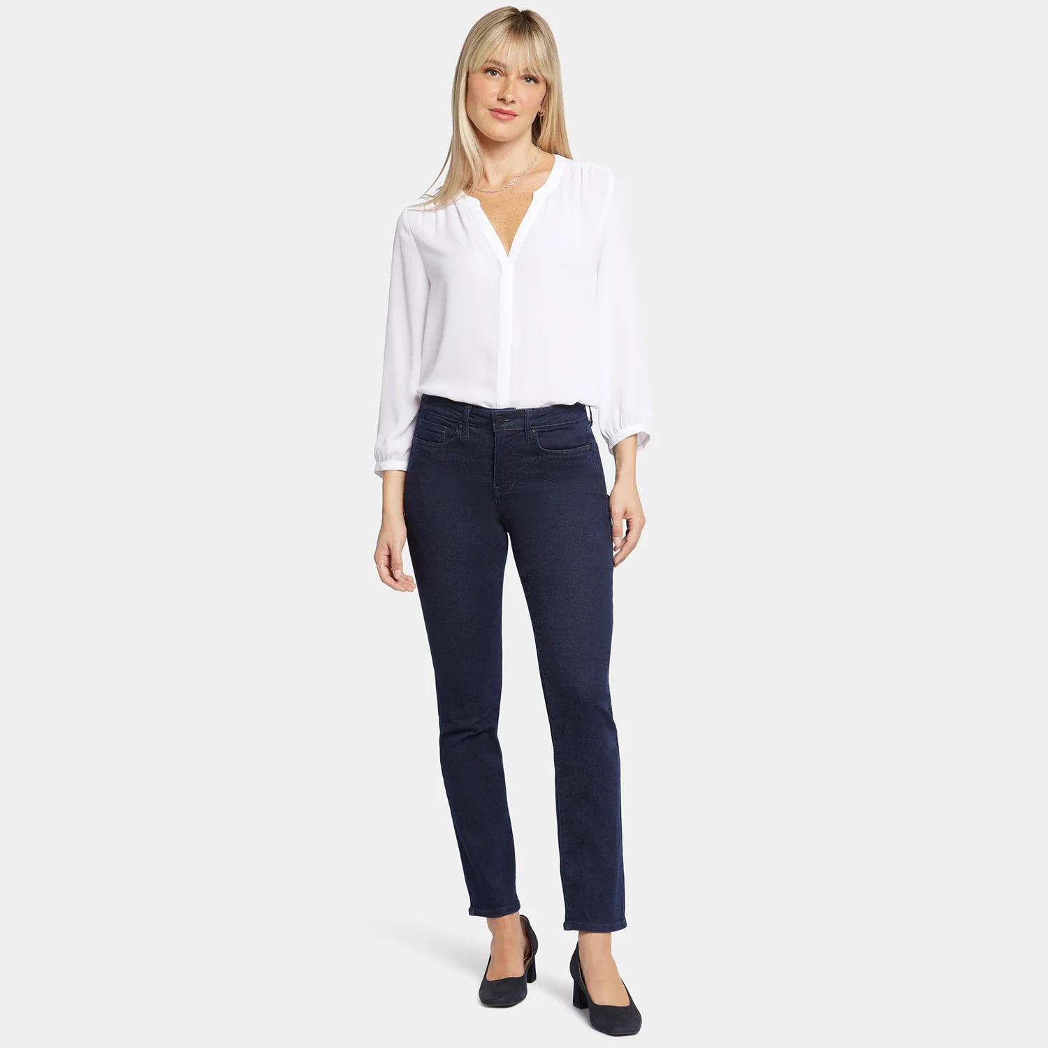 805-sheri-slim-jeans-in-petite-rinse-1.webp