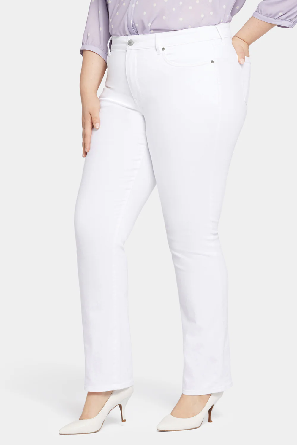 8082-marilyn-straight-jeans-in-plus-size-optic-white-1.webp