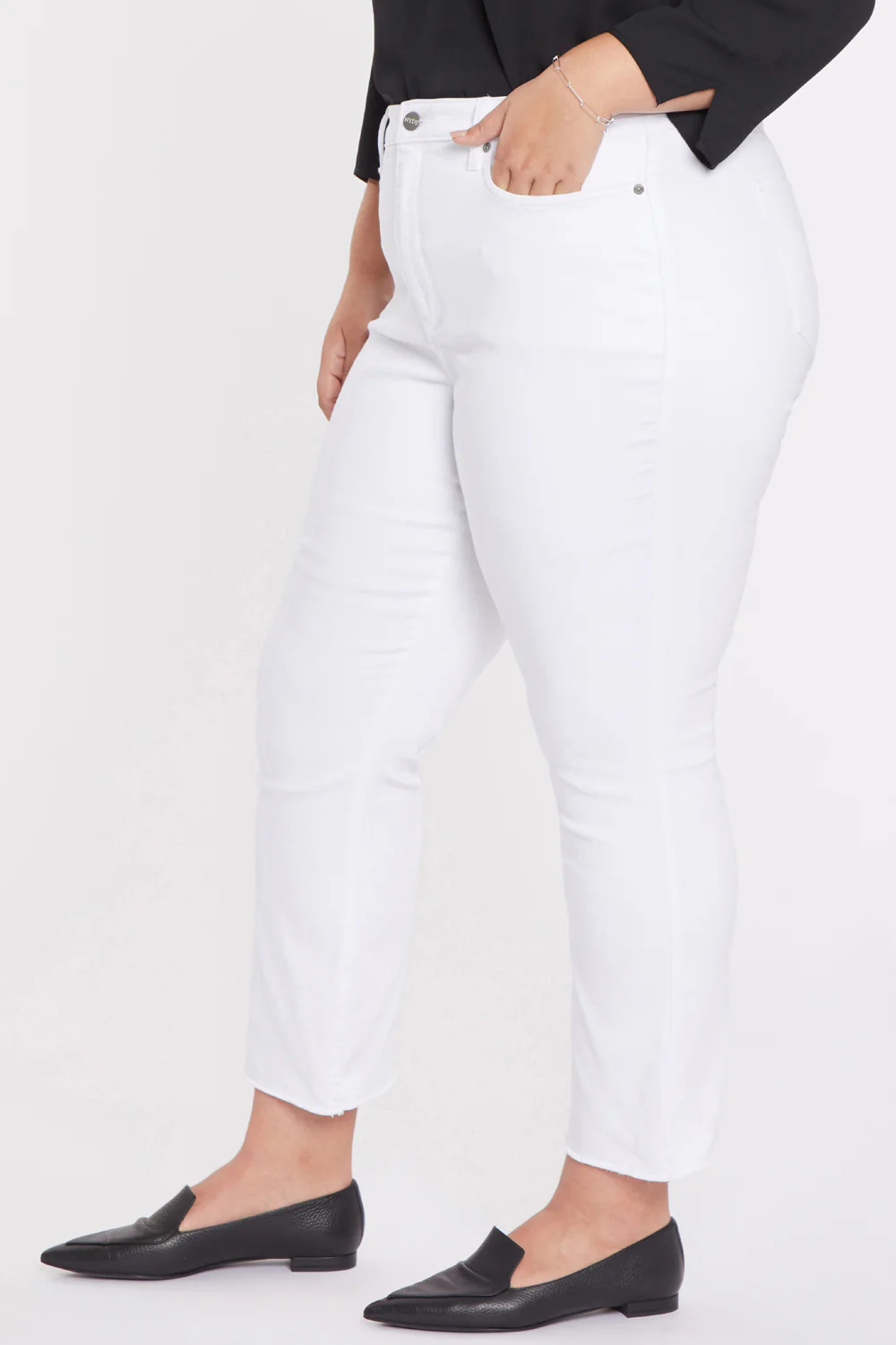 8112-slim-bootcut-ankle-jeans-in-plus-size-optic-white-1.webp
