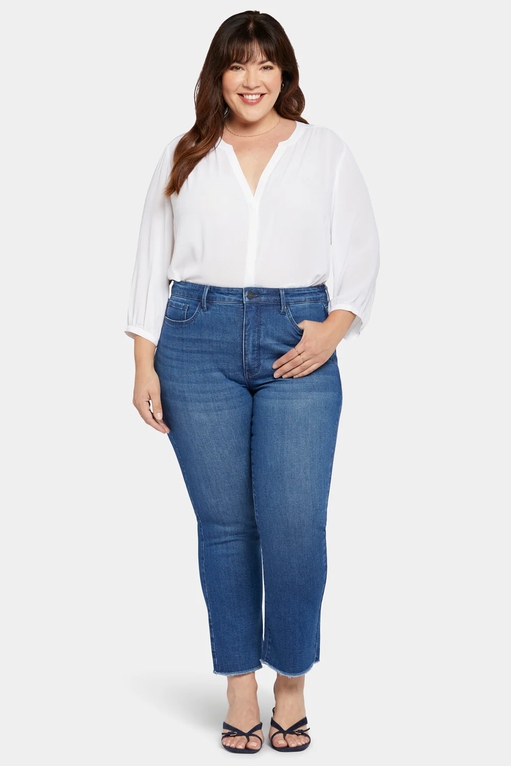 8130-slim-bootcut-ankle-jeans-in-plus-size-desire-1.webp