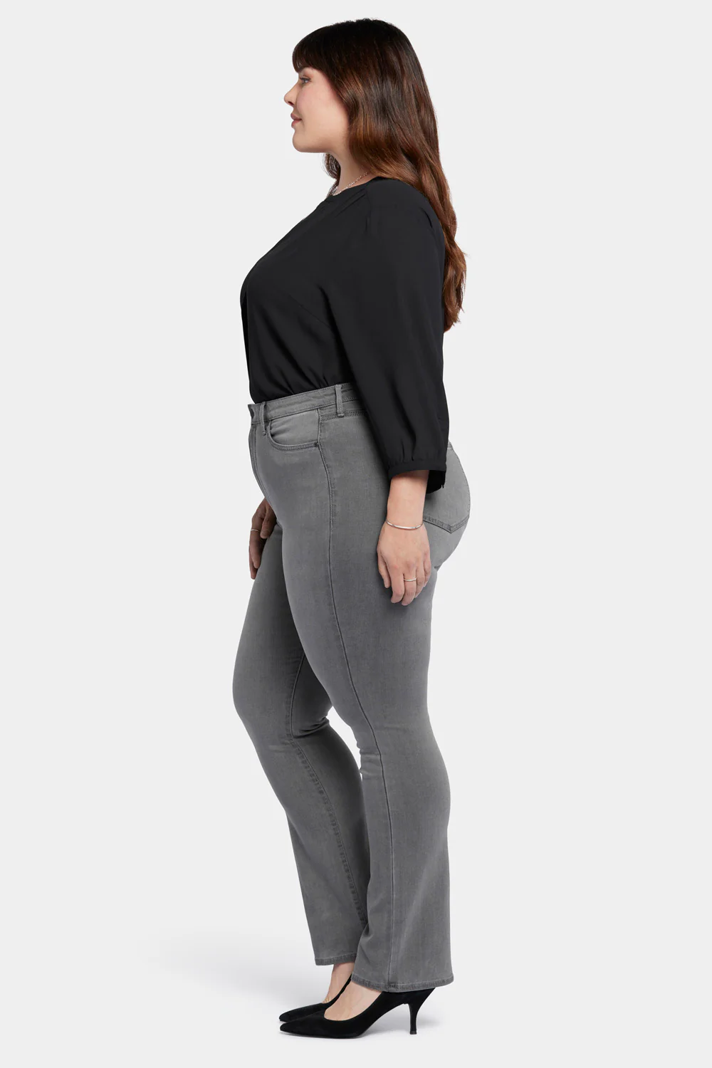 8139-billie-mini-bootcut-jeans-in-plus-size-parade-1.webp