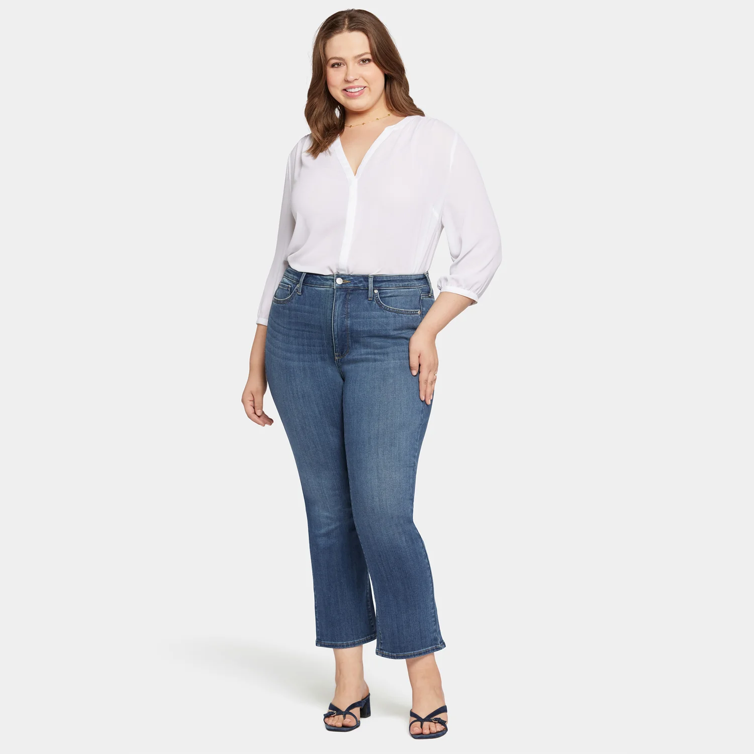8193-slim-bootcut-ankle-jeans-in-plus-size-serendipity-1.webp