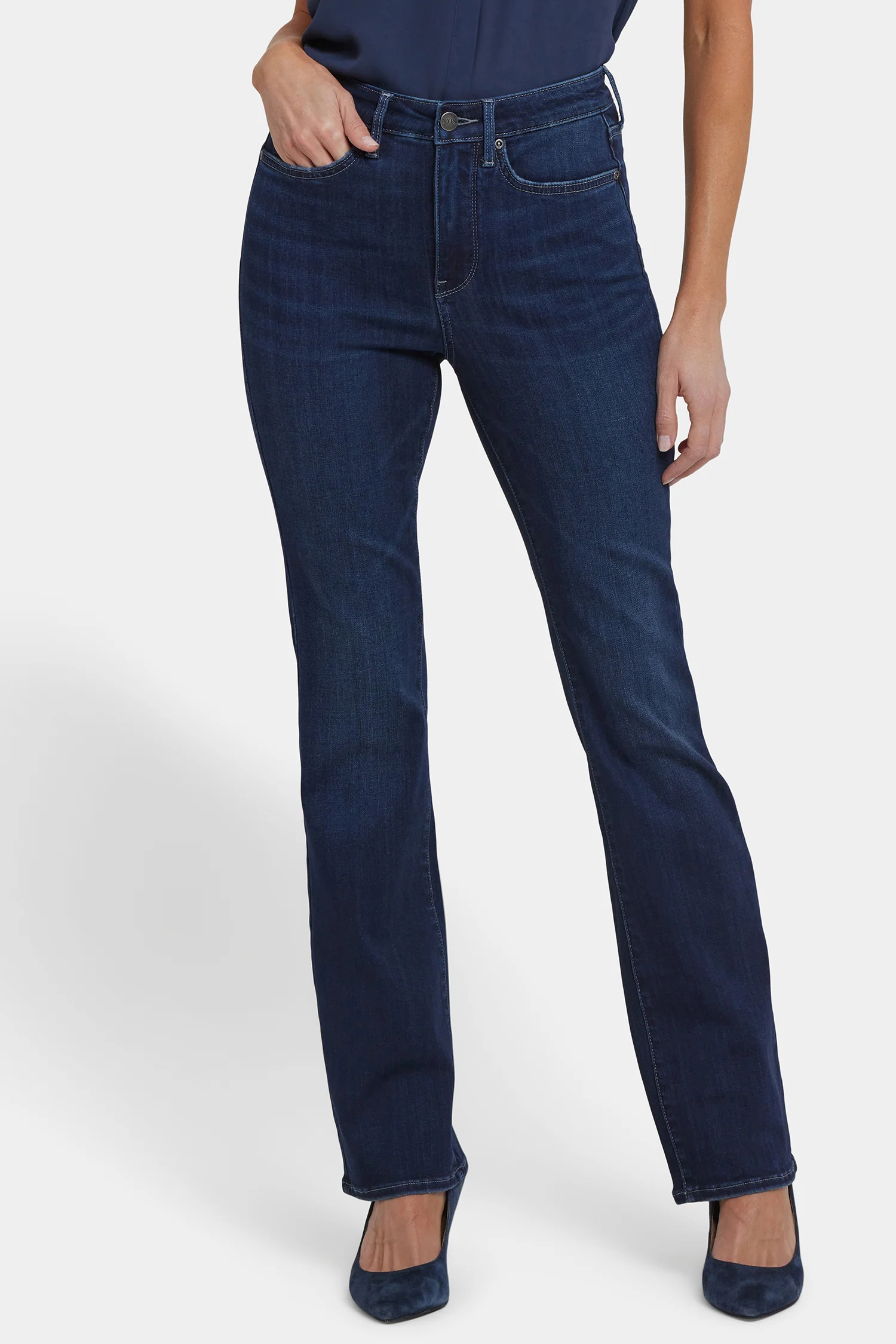 8241-billie-mini-bootcut-jeans-in-petite-ink-skyline-1.webp