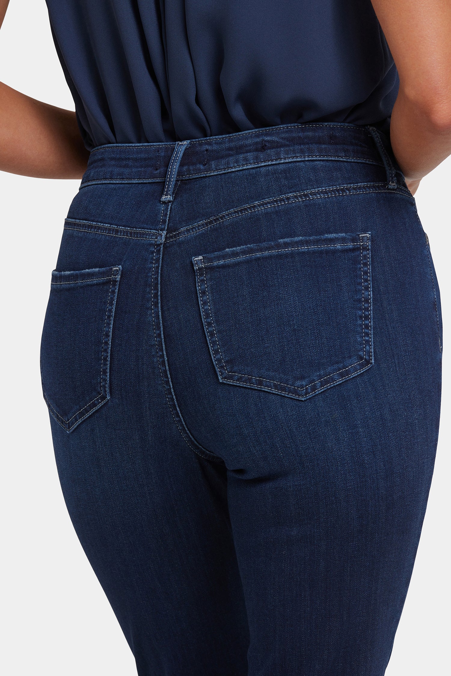 8241-billie-mini-bootcut-jeans-in-petite-ink-skyline-1.webp