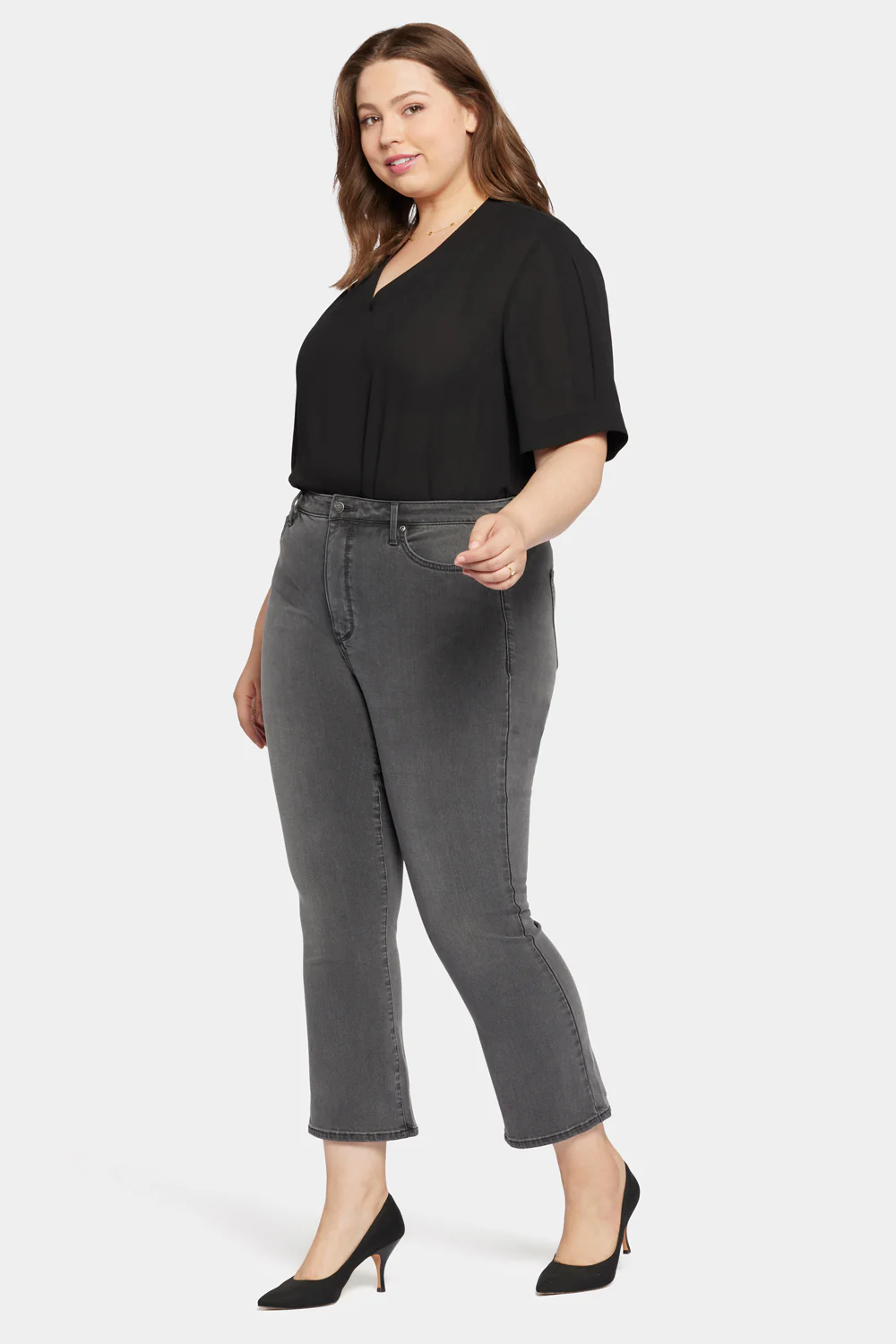 8265-slim-bootcut-ankle-jeans-in-plus-size-destiny-1.webp