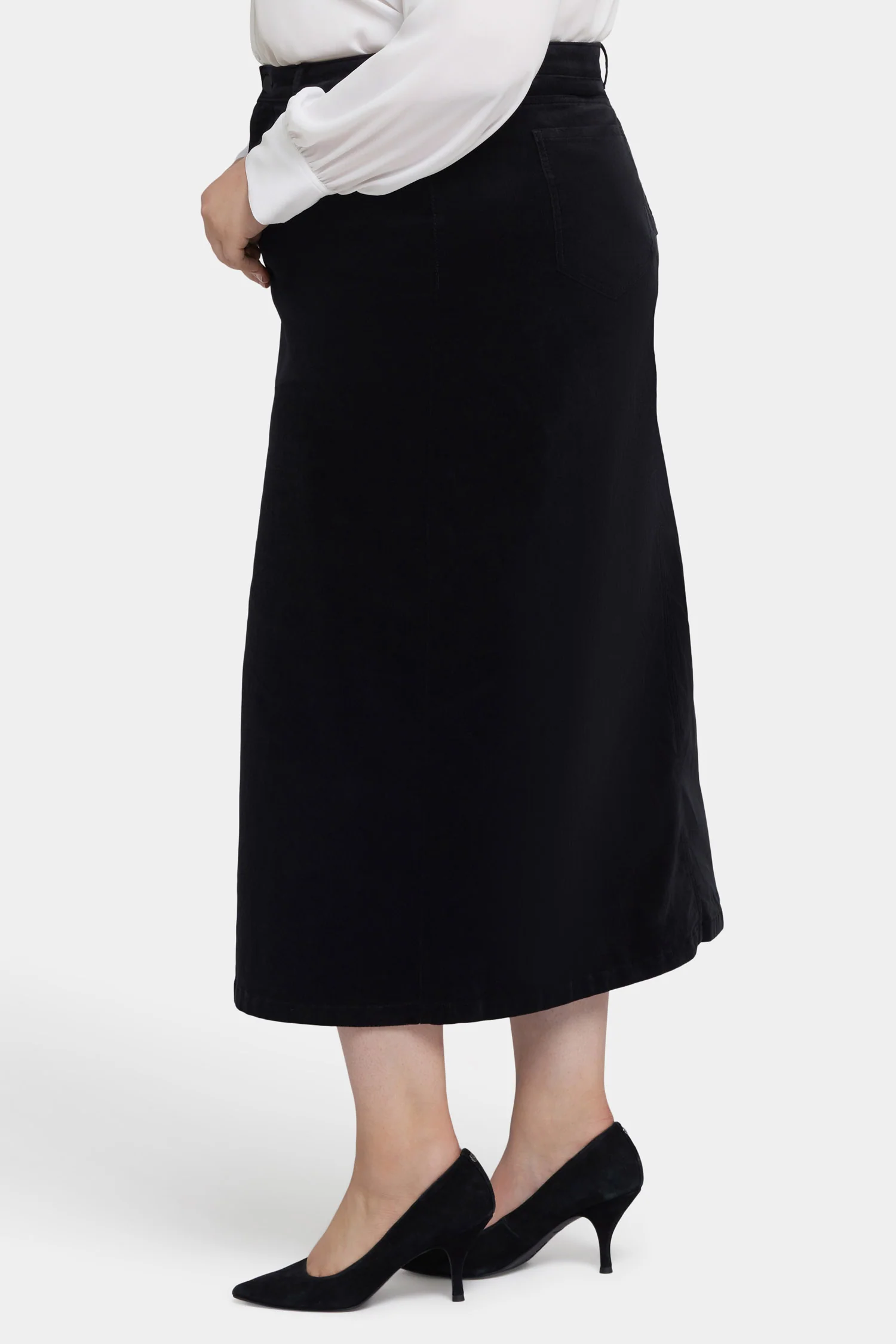 8469-high-rise-long-skirt-in-plus-size-black-1.webp
