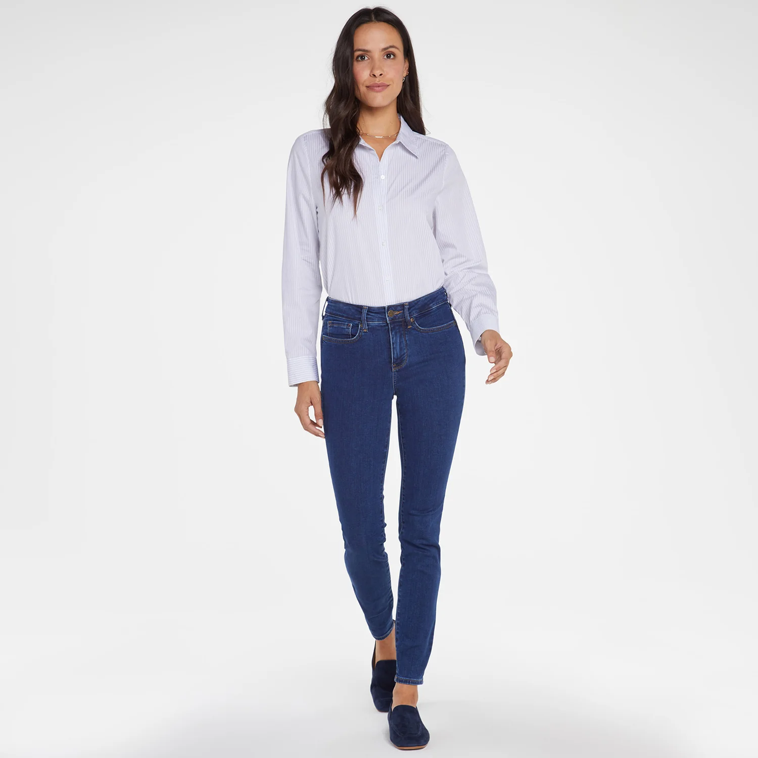 847-ami-skinny-jeans-in-petite-quinn-1.webp