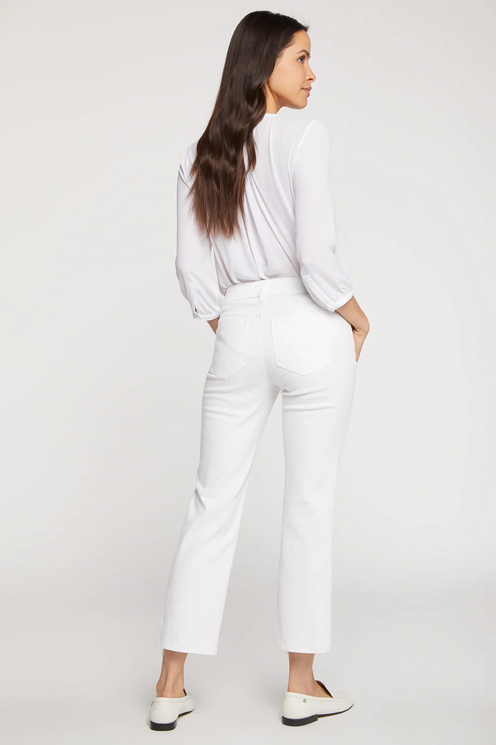8704-marilyn-straight-ankle-jeans-in-petite-optic-white-1.webp