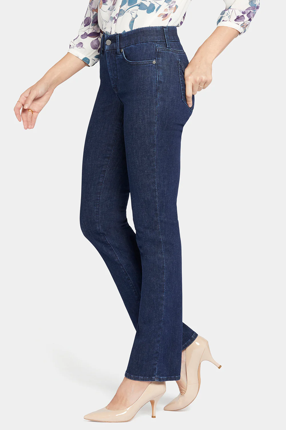 8764-waist-match-marilyn-straight-jeans-in-petite-inspire-1.webp
