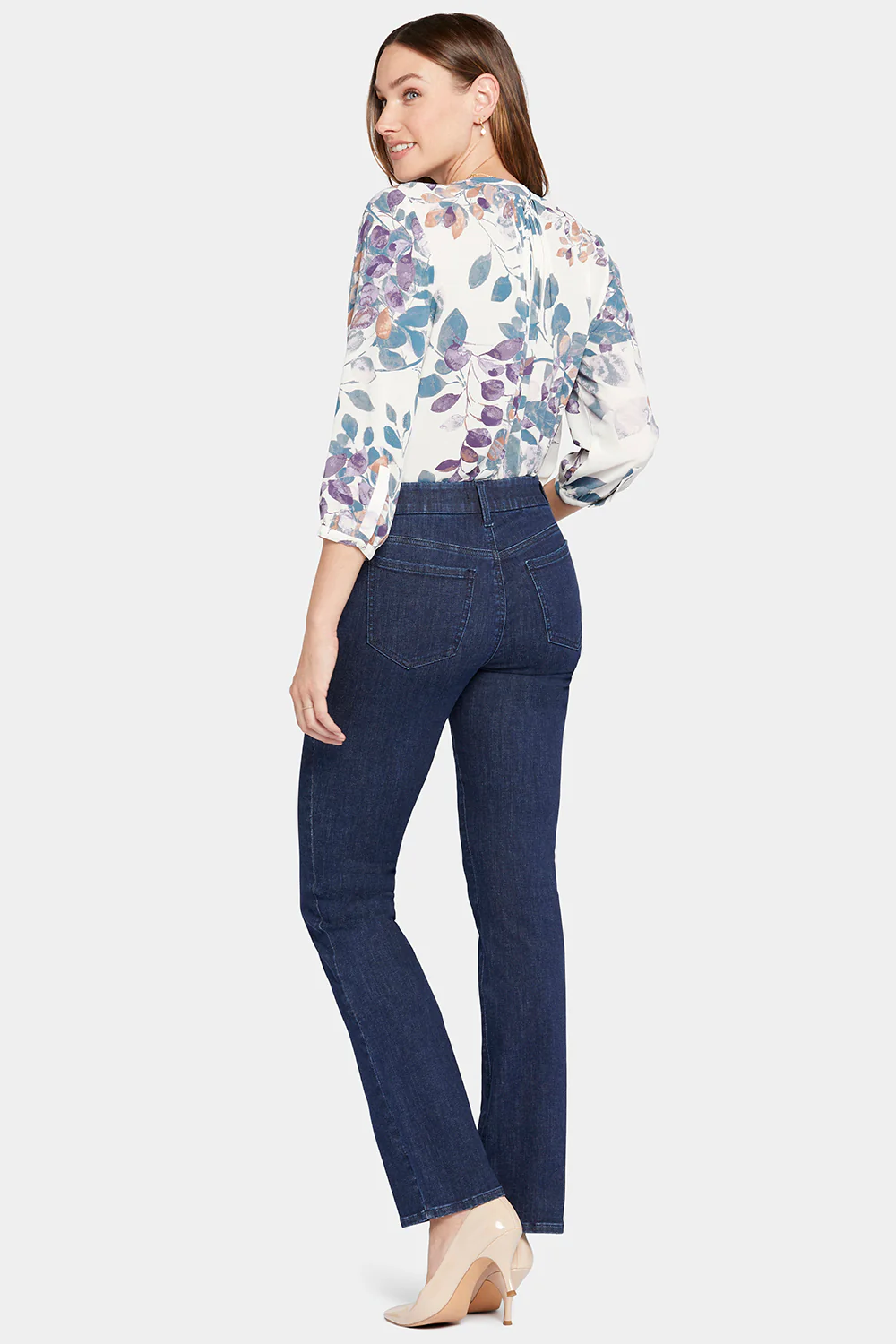 8764-waist-match-marilyn-straight-jeans-in-petite-inspire-1.webp