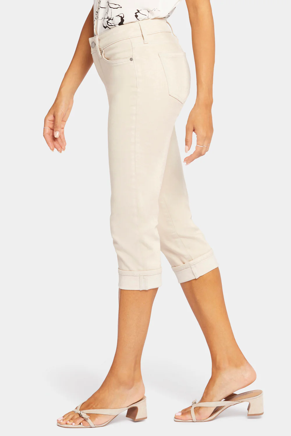 8780-marilyn-straight-crop-jeans-in-petite-feather-1.webp