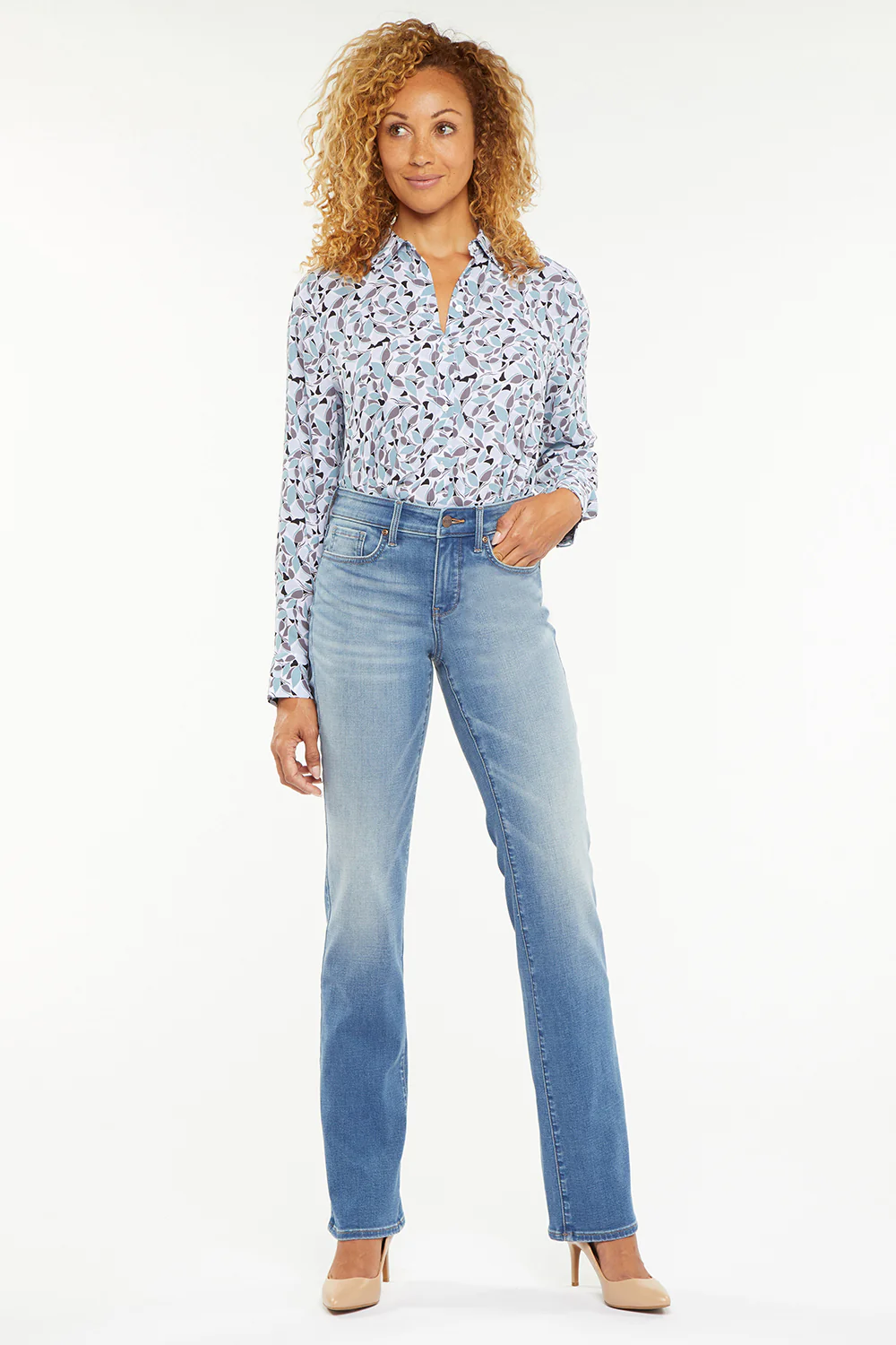 8840-marilyn-straight-jeans-in-petite-maele-1.webp