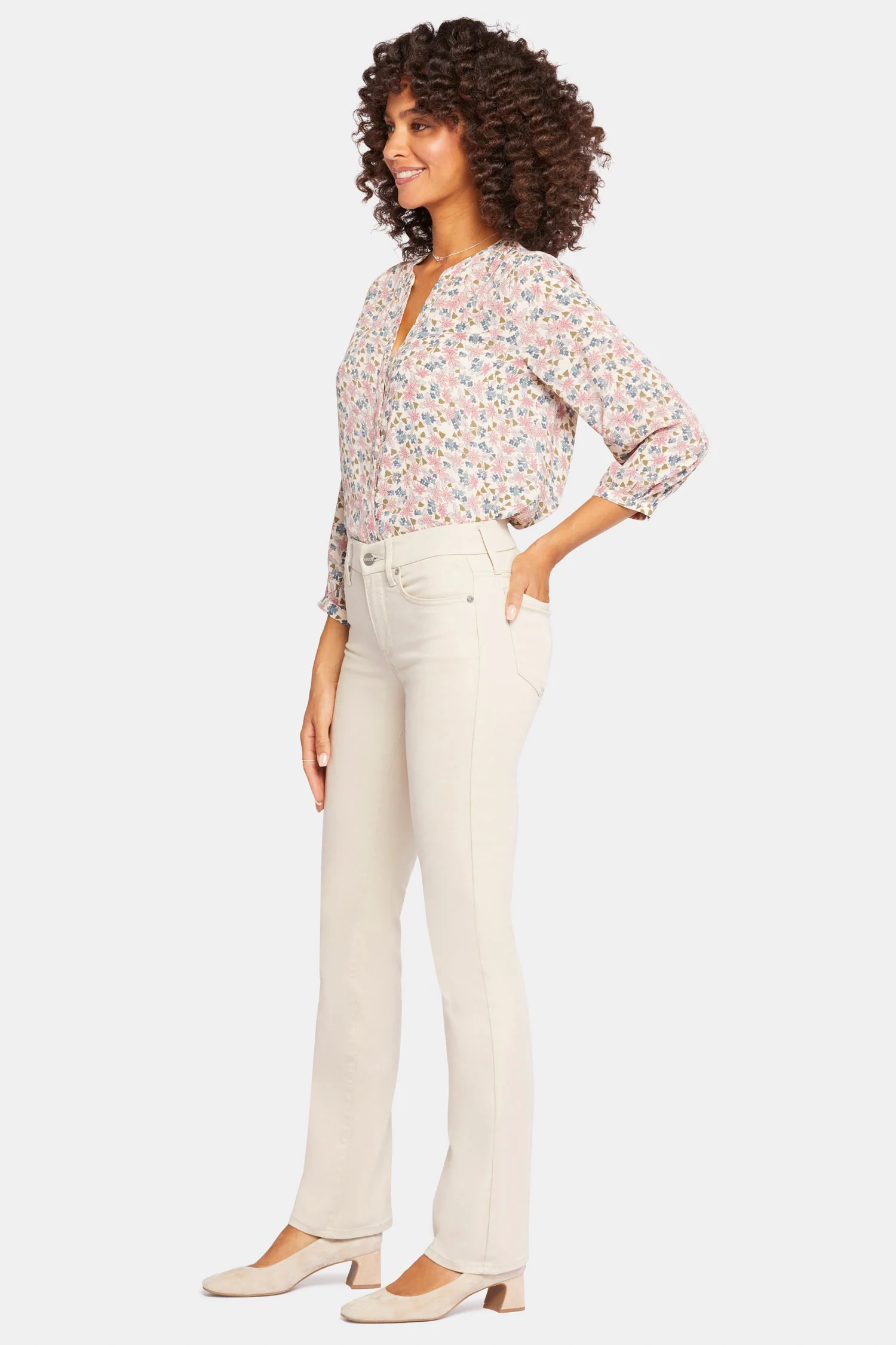 8861-waist-match-marilyn-straight-jeans-in-petite-feather-1.webp