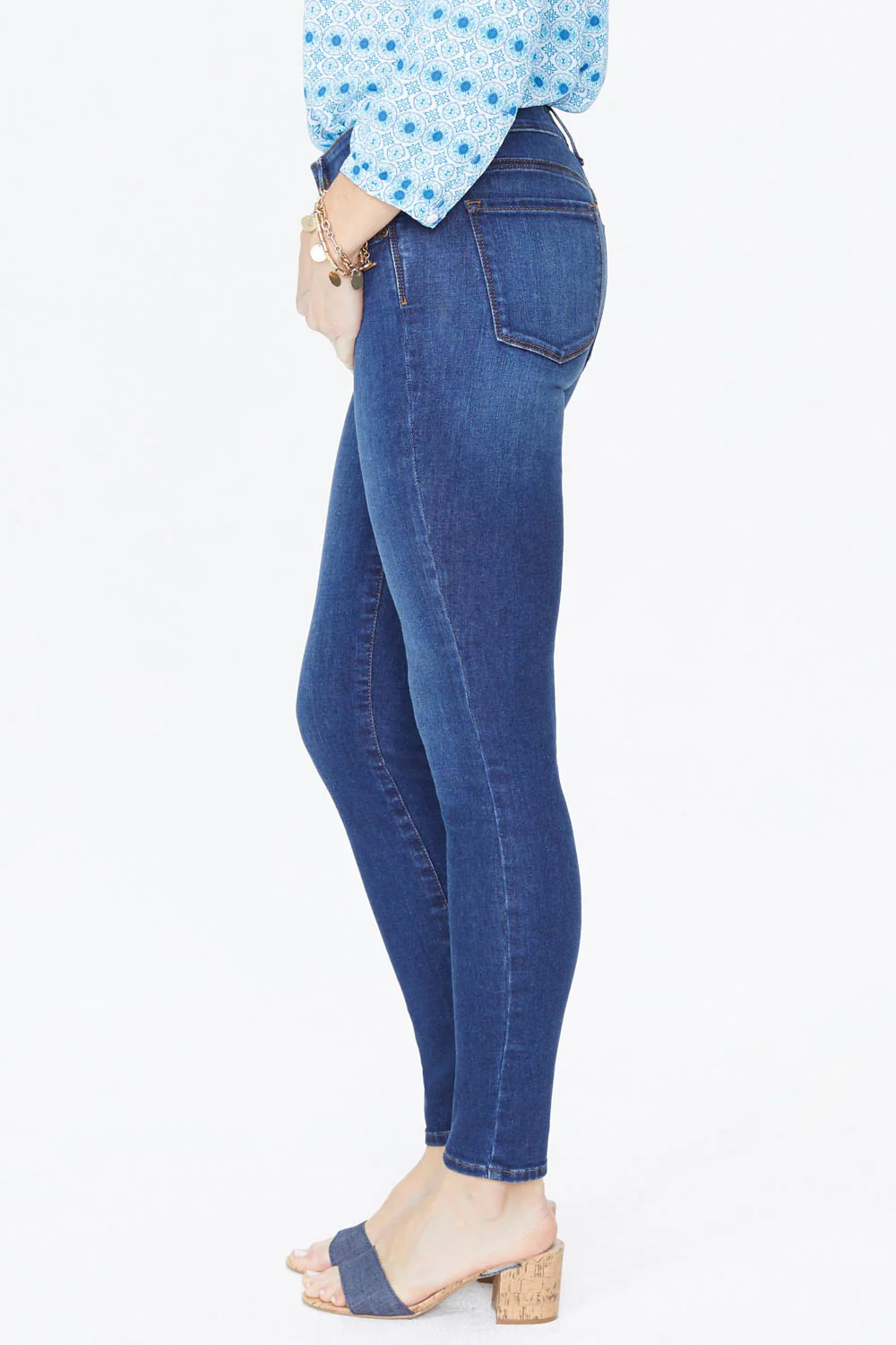 8904-ami-skinny-jeans-in-tall-cooper-1.webp