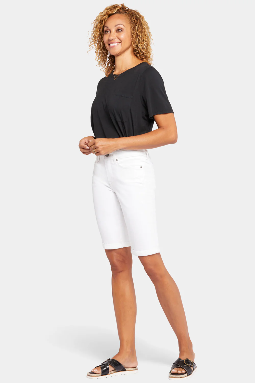 9004-briella-10-inch-denim-shorts-in-petite-optic-white-1.webp